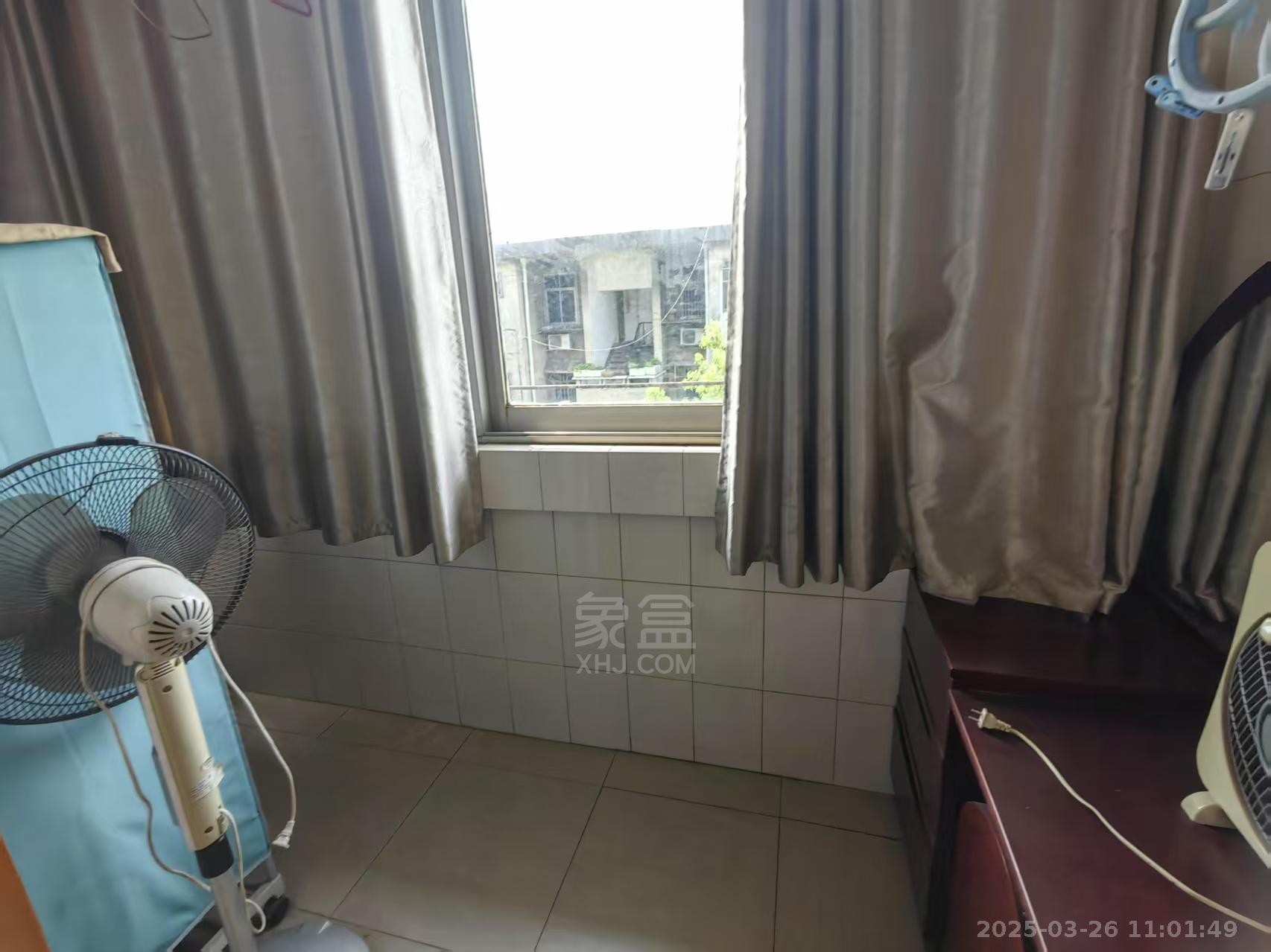 北山一村 2室1厅1卫 800.0元/月 北山一村 2室1厅1卫 800.0元/月室内图