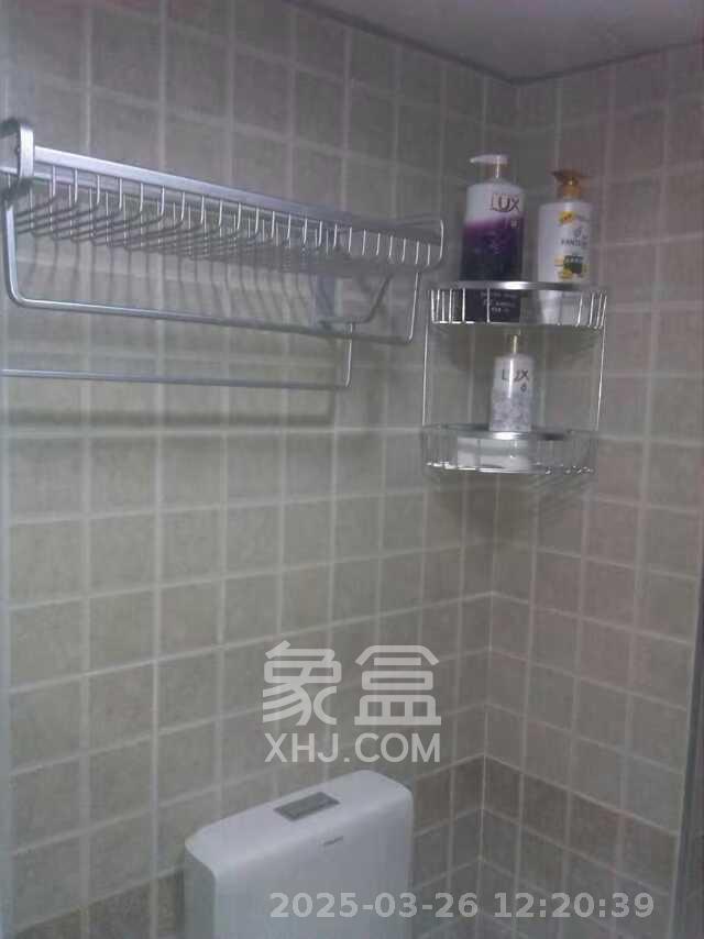 山语城二期  1室2厅1卫   2500.00元/月室内图