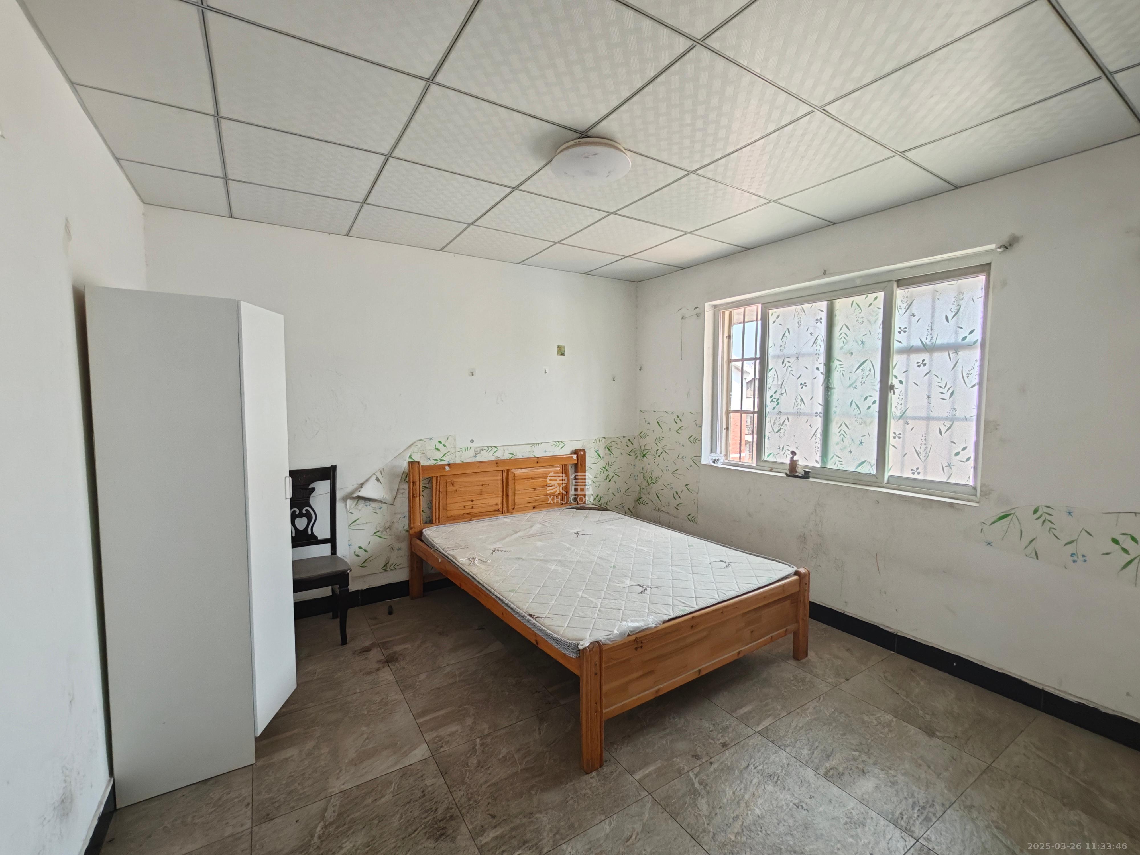 金鹰机电大市场 4室2厅1卫 1300.0元/月 金鹰机电大市场 4室2厅1卫 1300.0元/月室内图