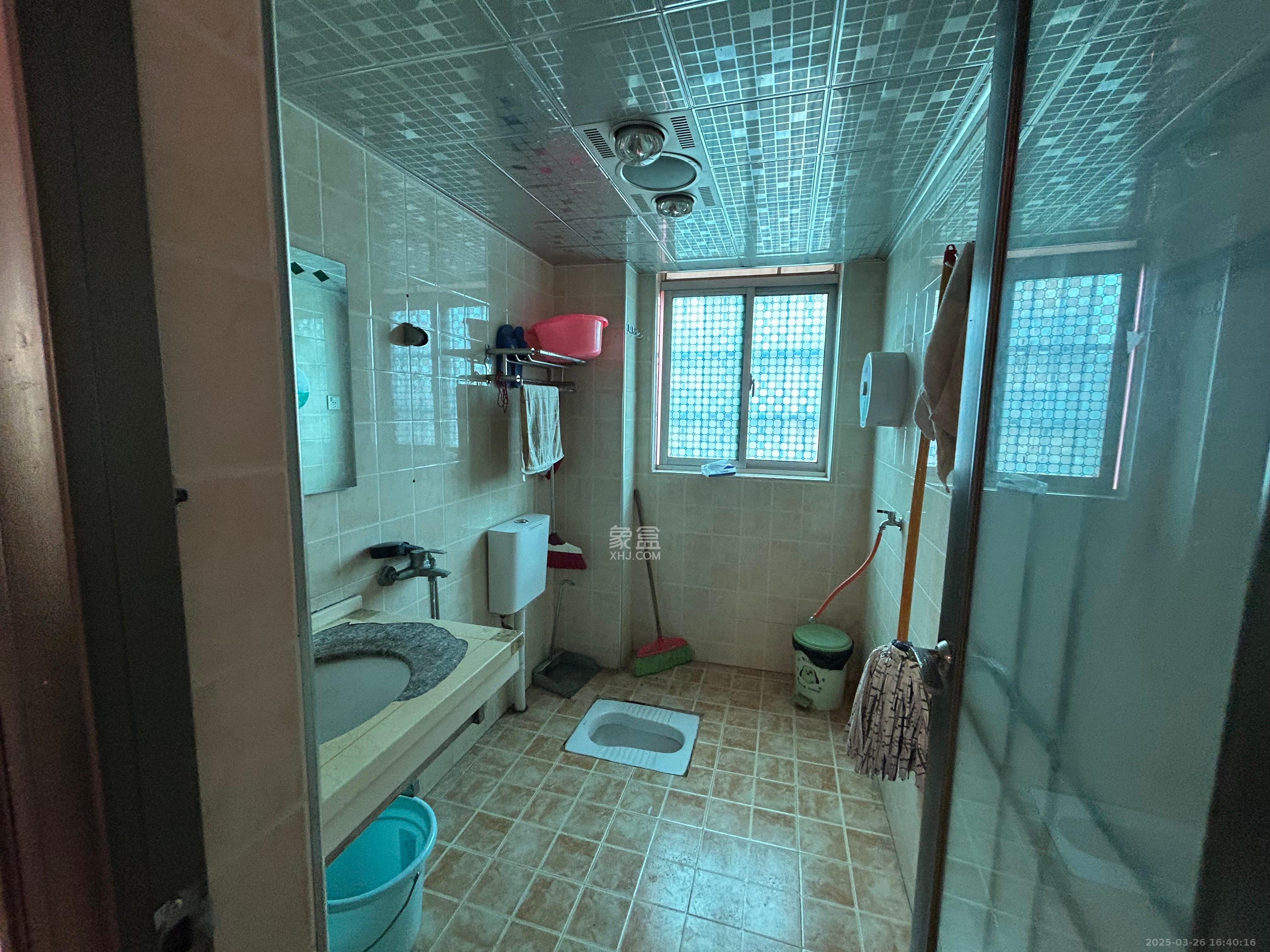 桃花古潭小区(天际绿洲) 4室2厅2卫 5000.0元/月 桃花古潭小区(天际绿洲) 4室2厅2卫 5000.0元/月室内图