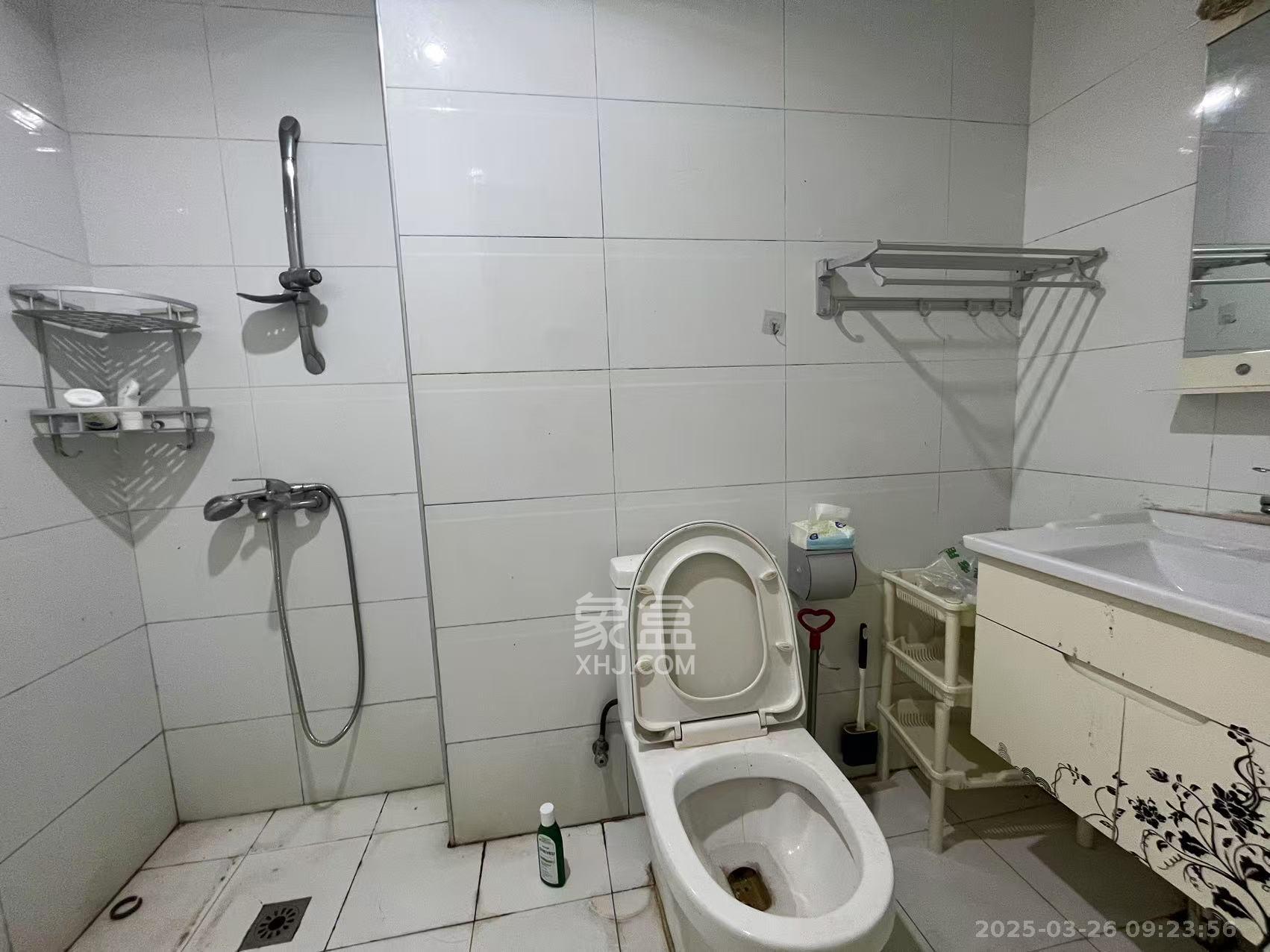 怡海星城 1室1厅1卫 850.0元/月 怡海星城 1室1厅1卫 850.0元/月室内图