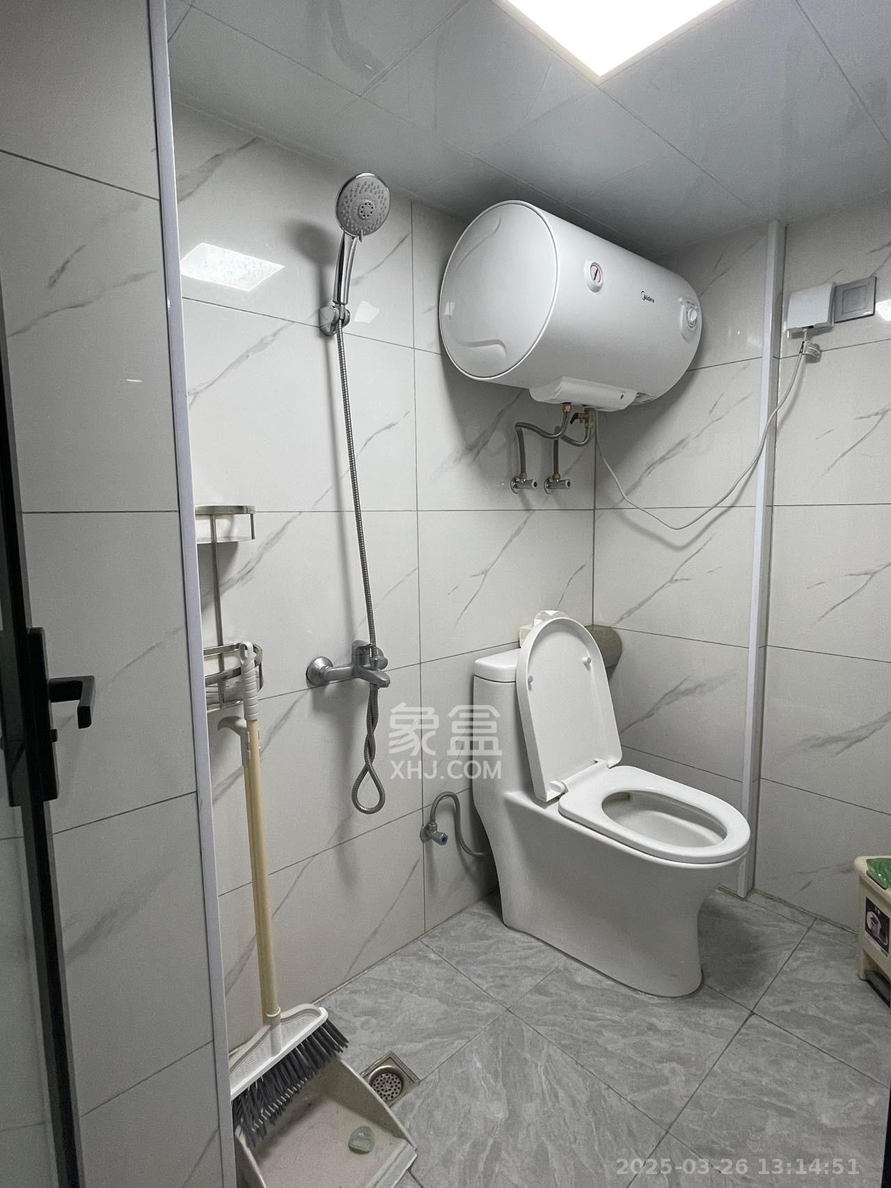 爱家当代境  1室1厅1卫    1700.0元/月室内图