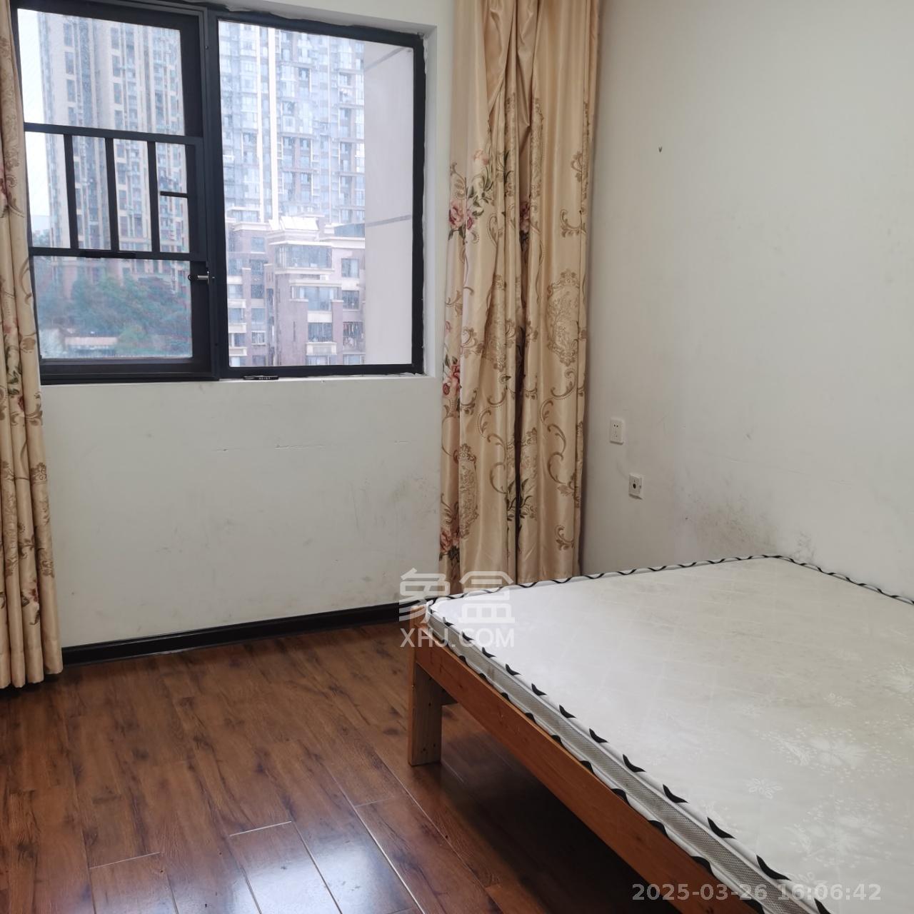 保利城(中航城国际社区、郡原美村) 4室2厅2卫 2100.0元/月 保利城(中航城国际社区、郡原美村) 4室2厅2卫 2100.0元/月室内图