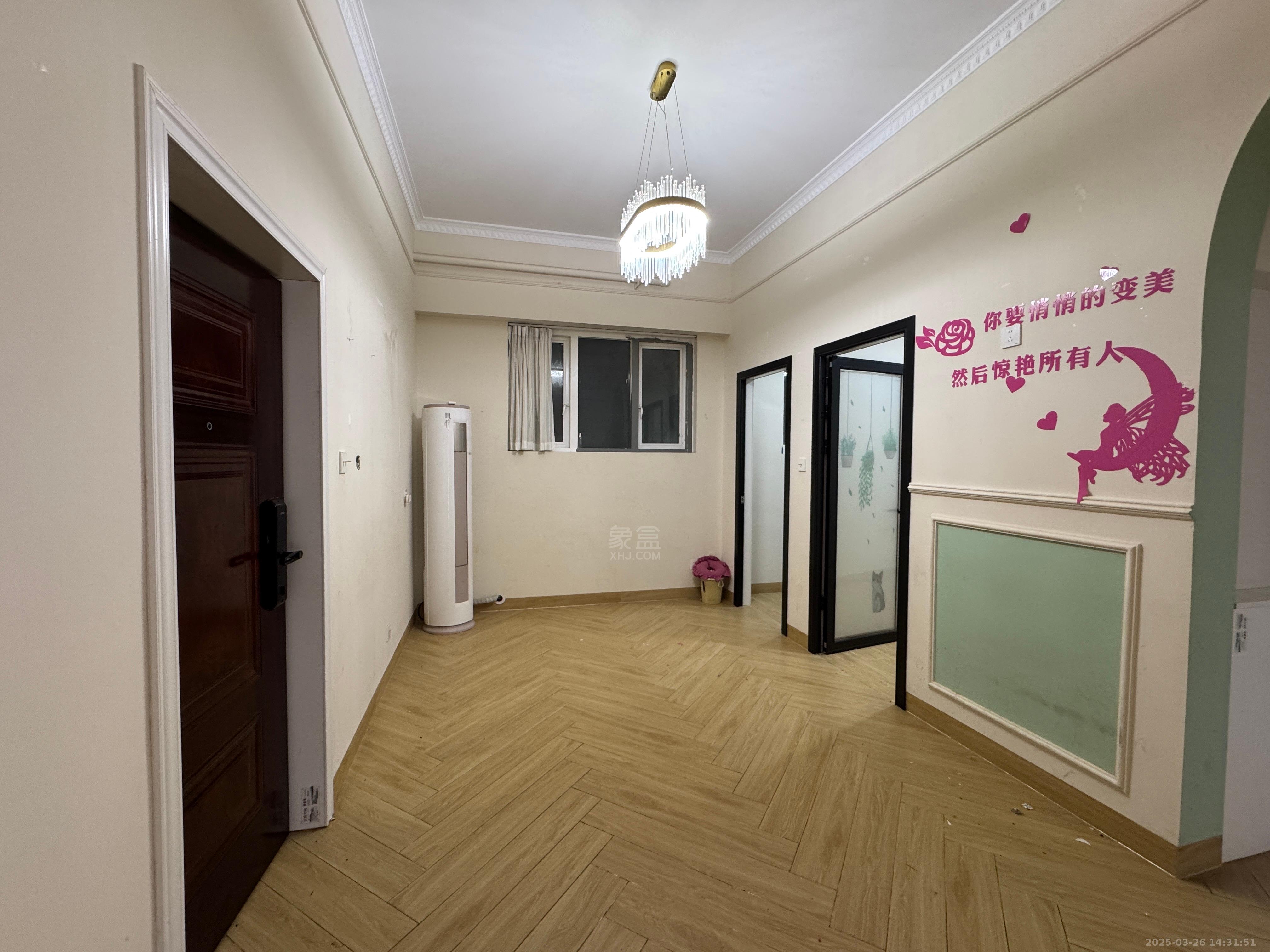 尚格广场 1室1厅1卫 1800.0元/月 尚格广场 1室1厅1卫 1800.0元/月室内图