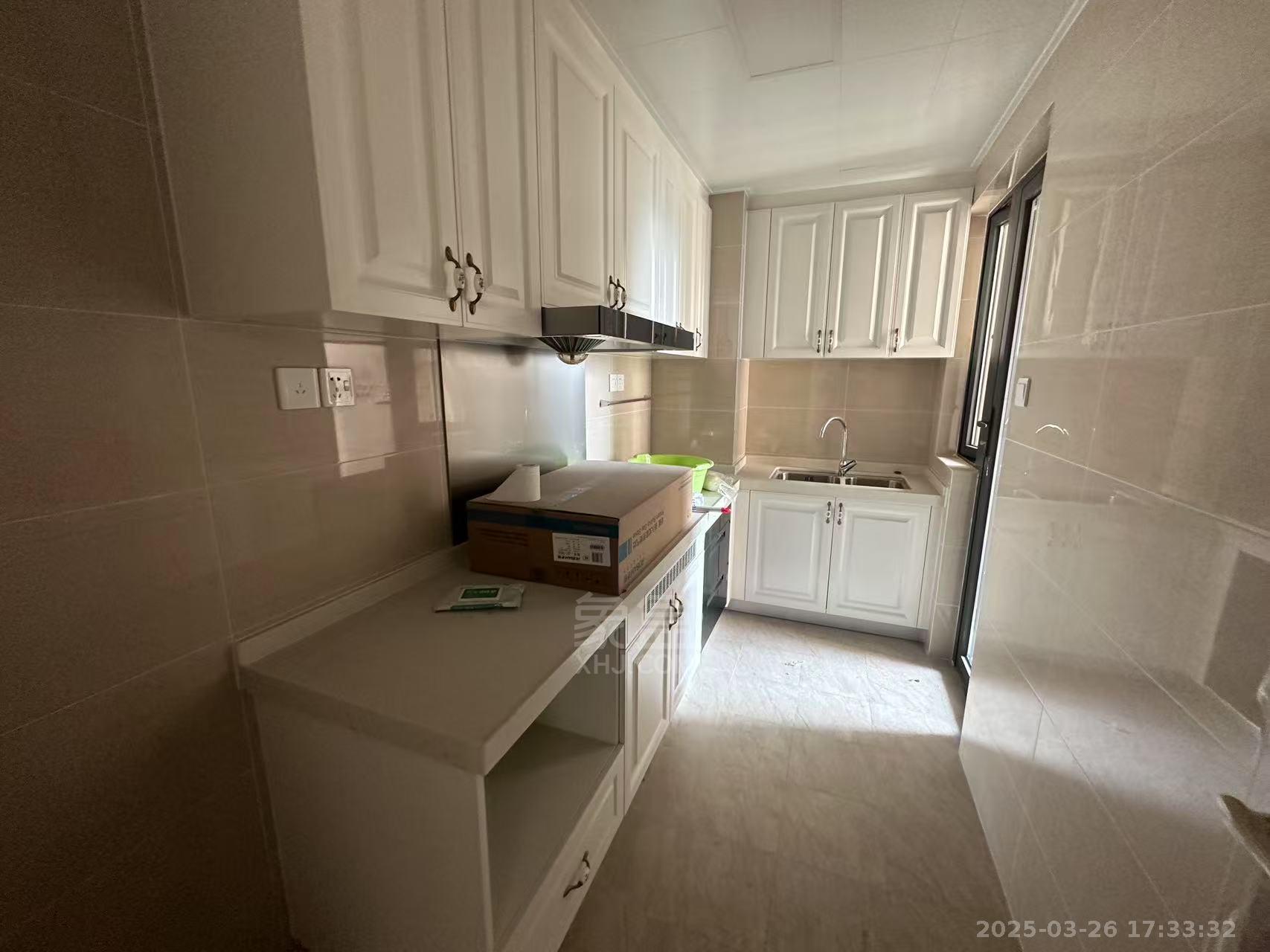 恒大华府 3室2厅1卫 2200.0元/月 恒大华府 3室2厅1卫 2200.0元/月室内图