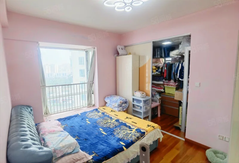 世贸雅苑  4室2厅2卫    182.0万 世贸雅苑  4室2厅2卫    182.0万室内图