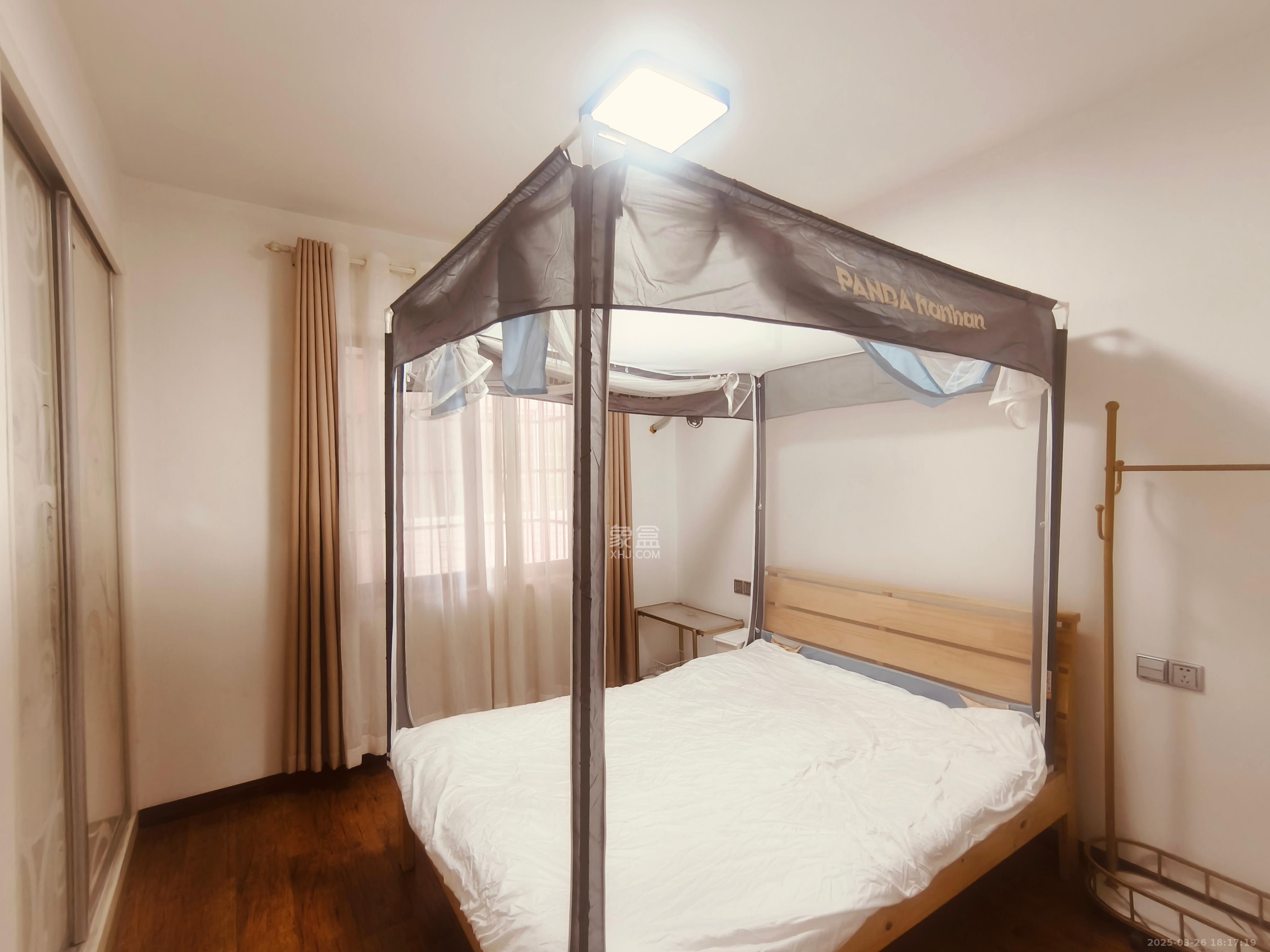福鑫楼  4室2厅2卫   4500.00元/月室内图
