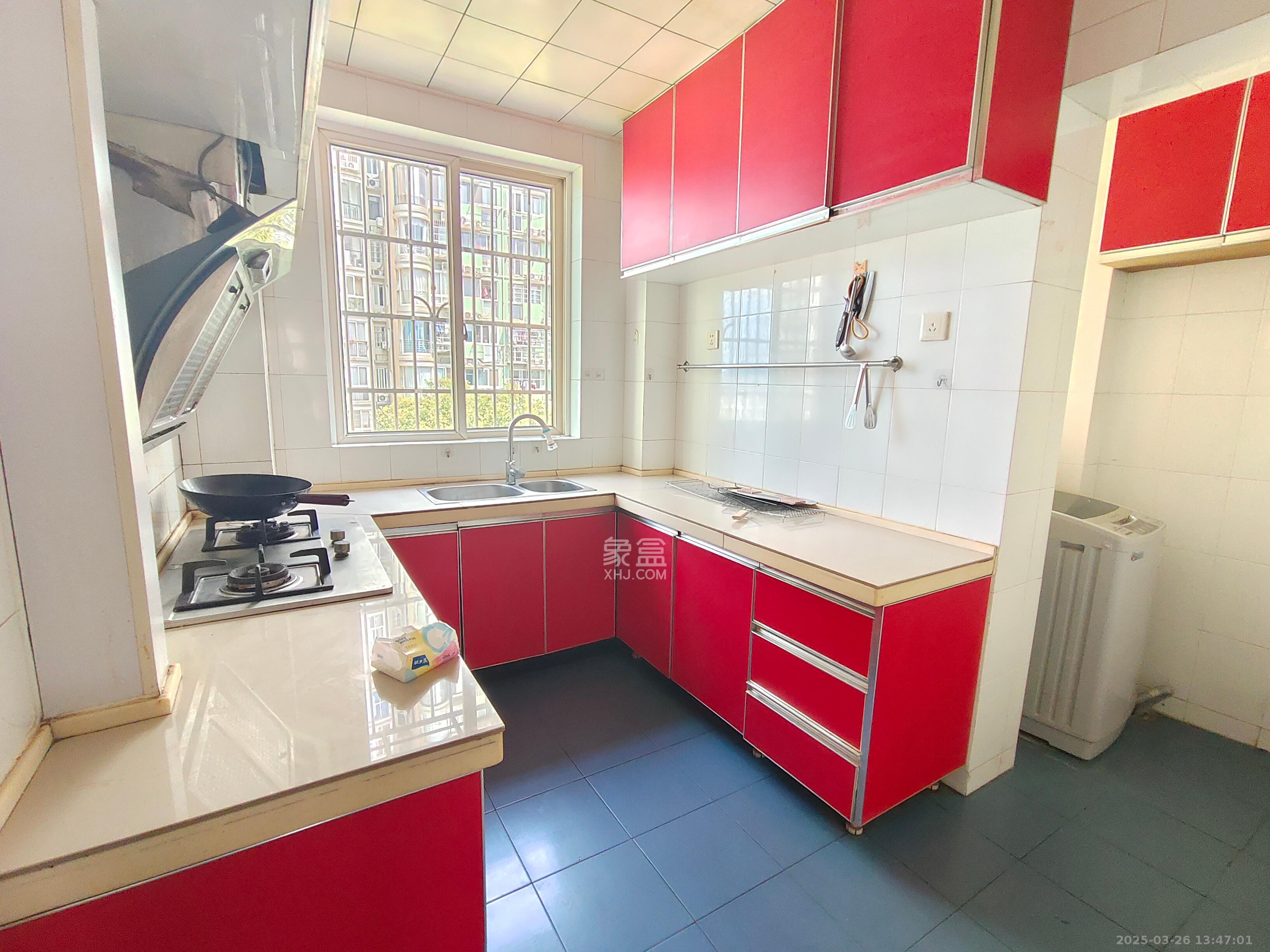 长鑫美树园 3室1厅2卫 2000.0元/月 长鑫美树园 3室1厅2卫 2000.0元/月室内图