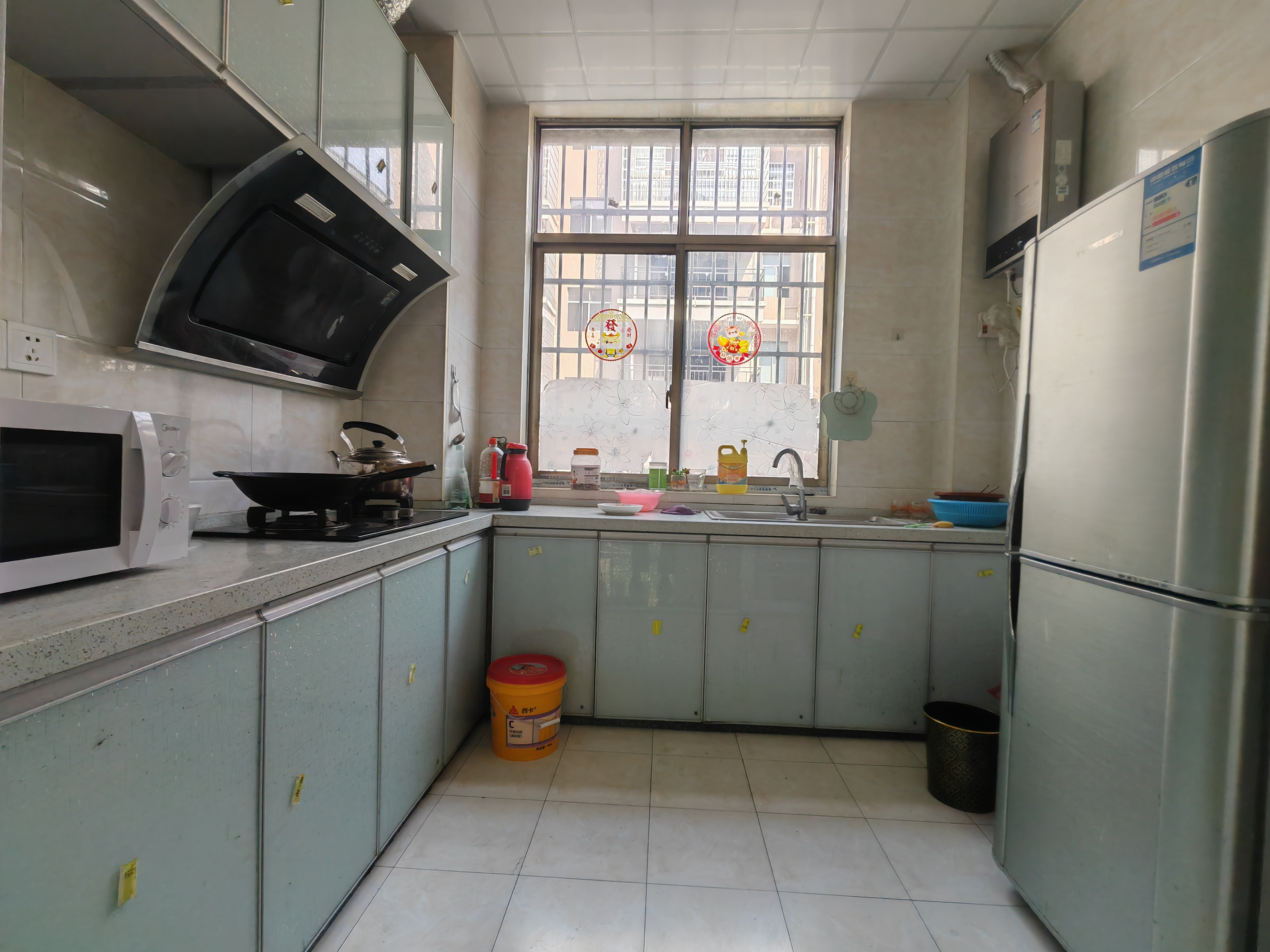 幸福里  3室2厅2卫    42.8万 幸福里  3室2厅2卫    42.8万室内图