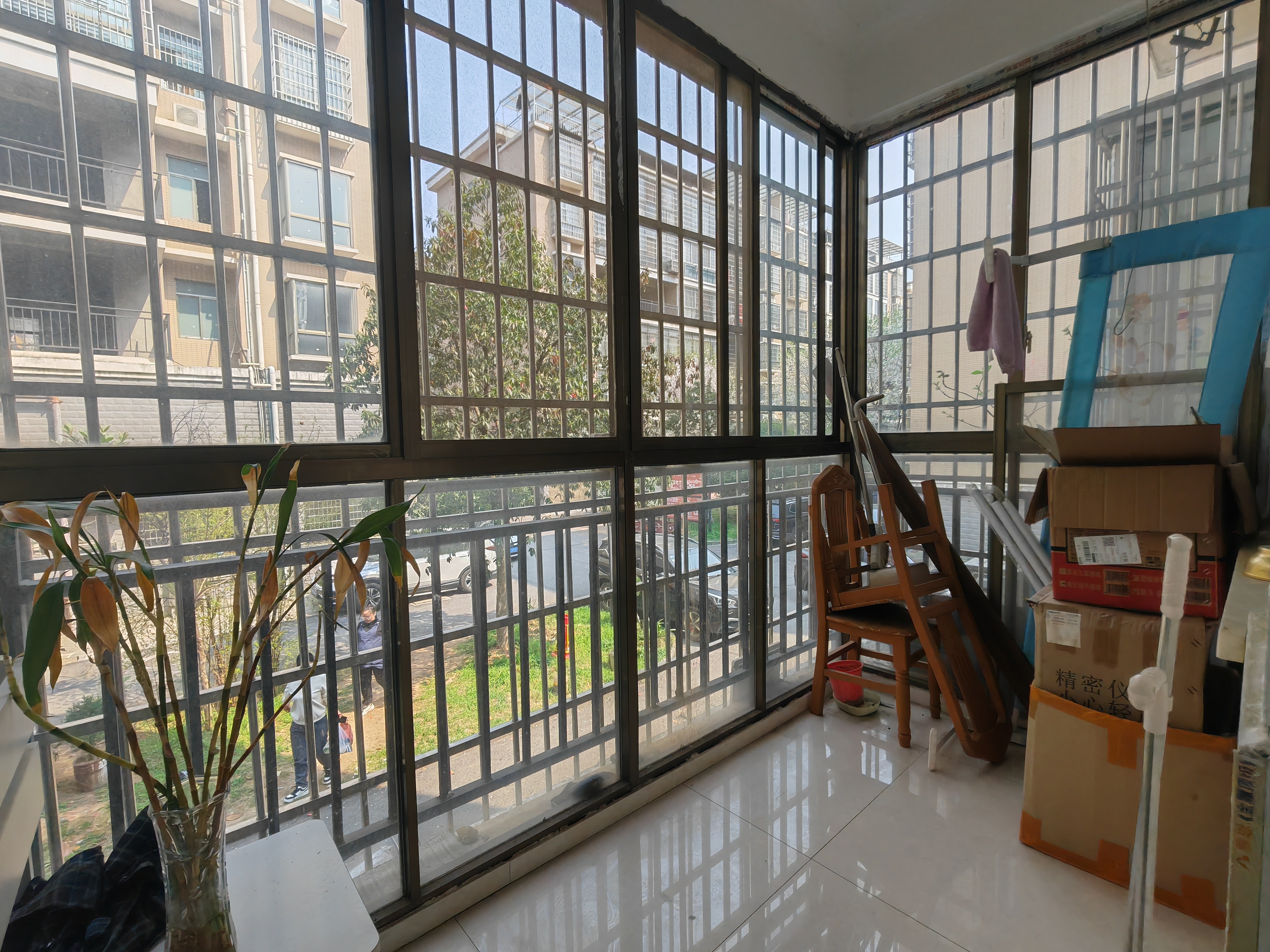 幸福里 3室2厅2卫 1000.0元/月 幸福里 3室2厅2卫 1000.0元/月室内图