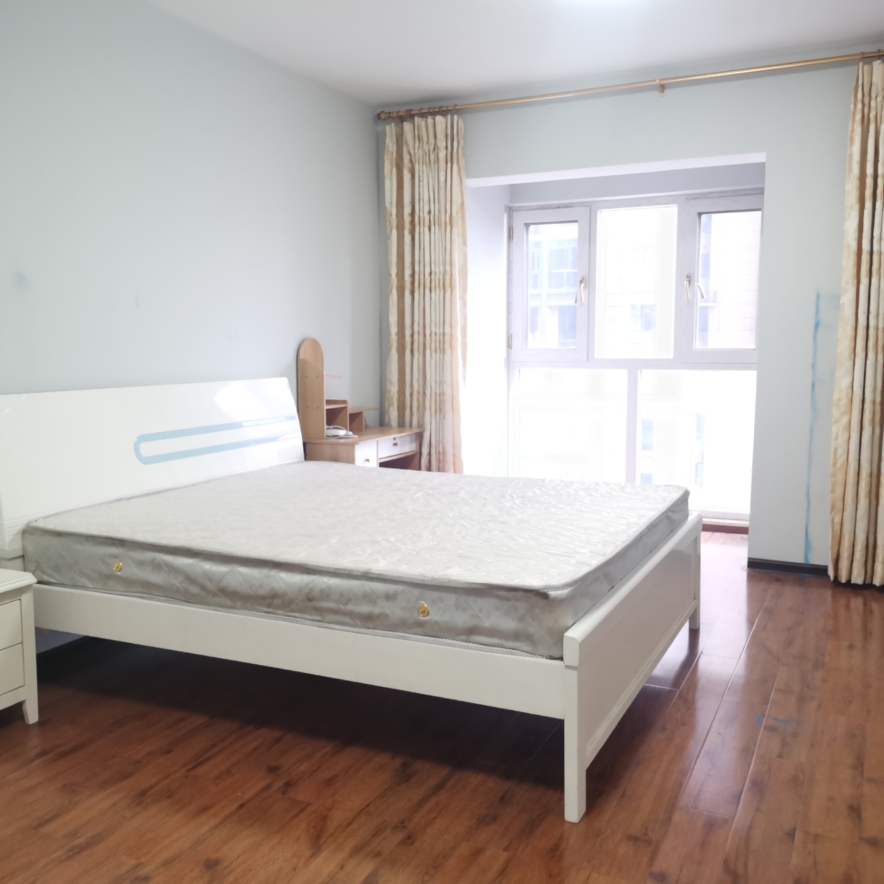 保利城(中航城国际社区、郡原美村) 4室2厅2卫 2100.0元/月 保利城(中航城国际社区、郡原美村) 4室2厅2卫 2100.0元/月户型图