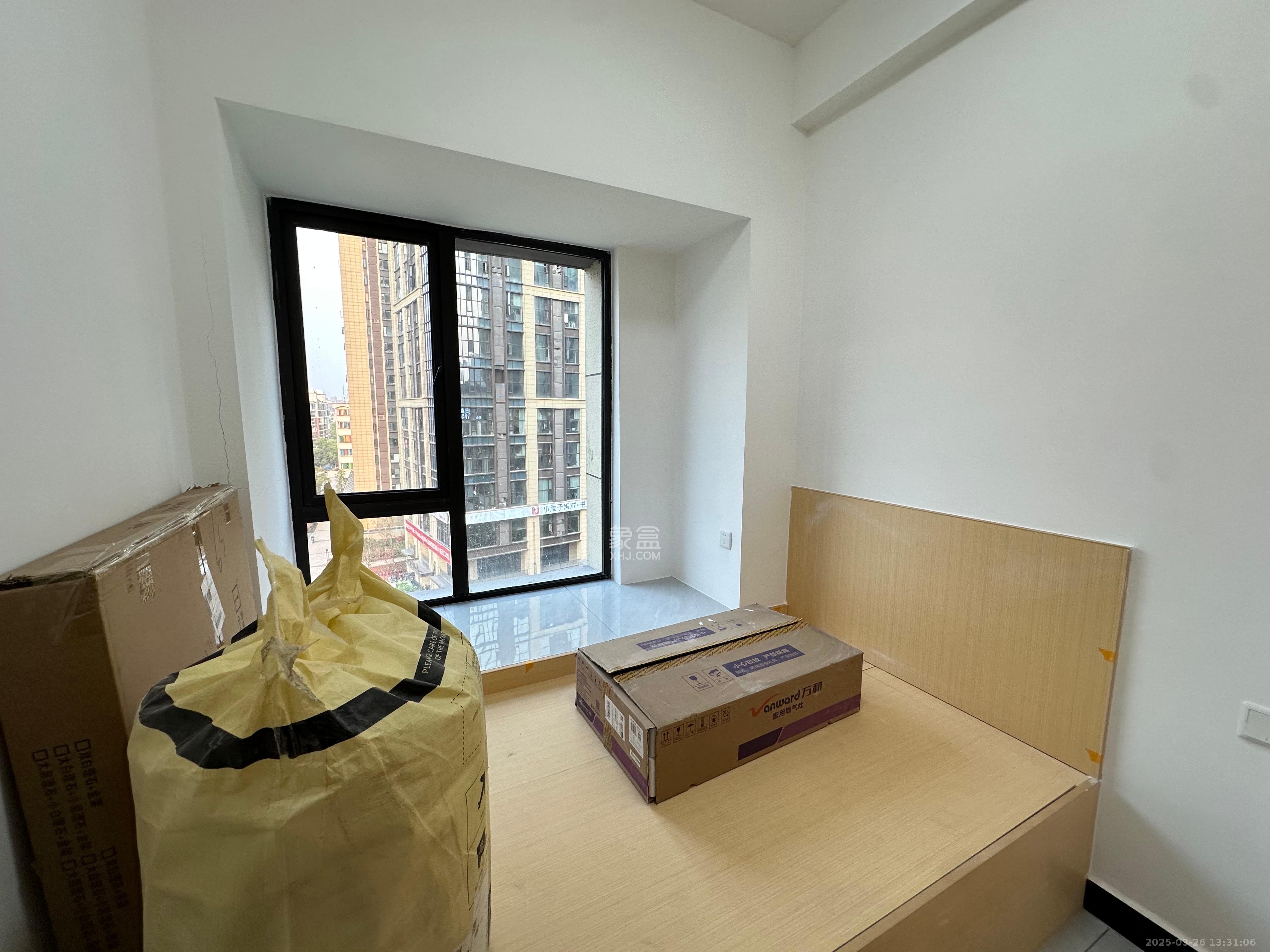 南益名士豪庭  2室1厅1卫   2200.00元/月室内图