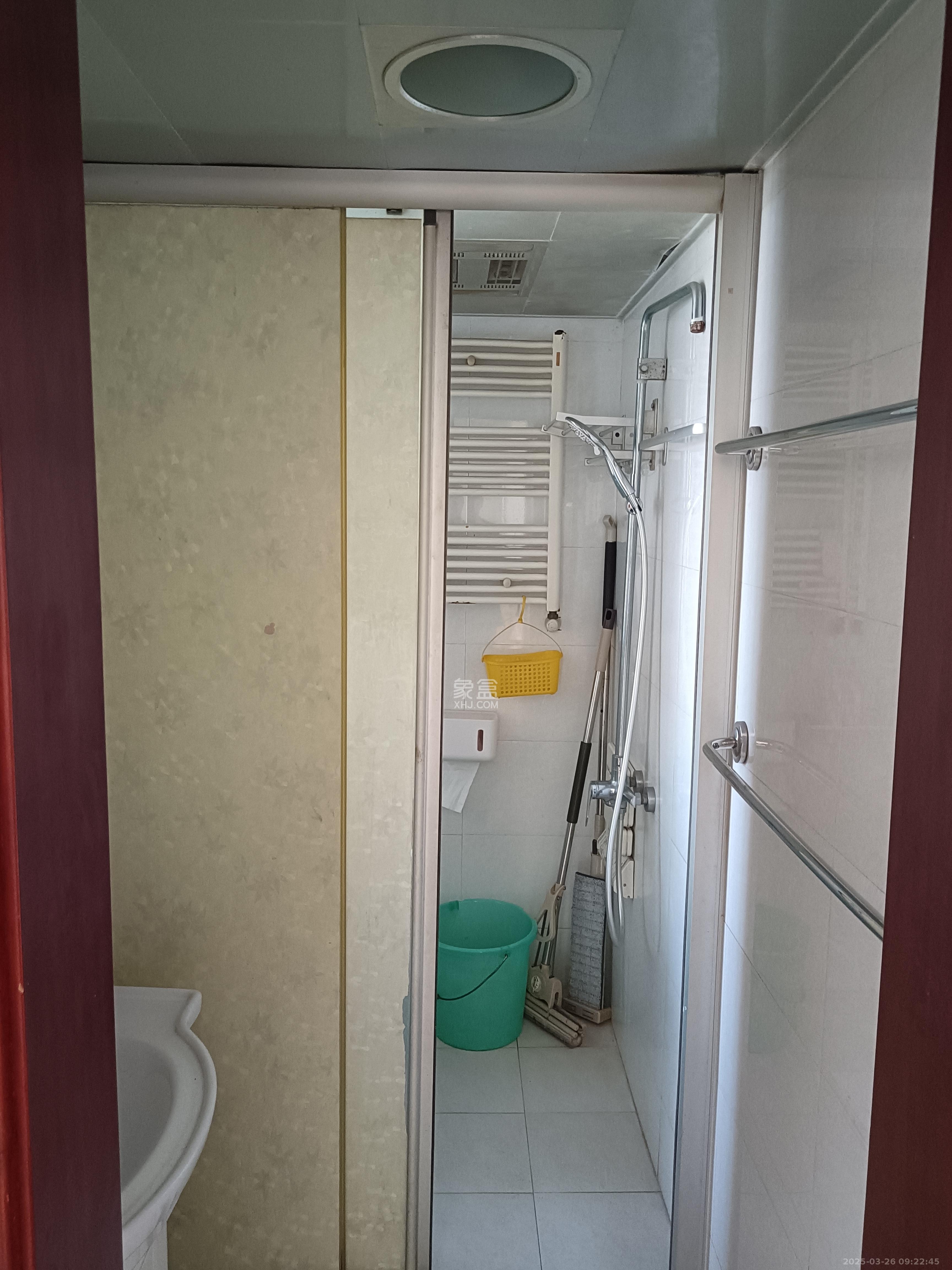 科大景园  3室2厅1卫   2000.00元/月室内图