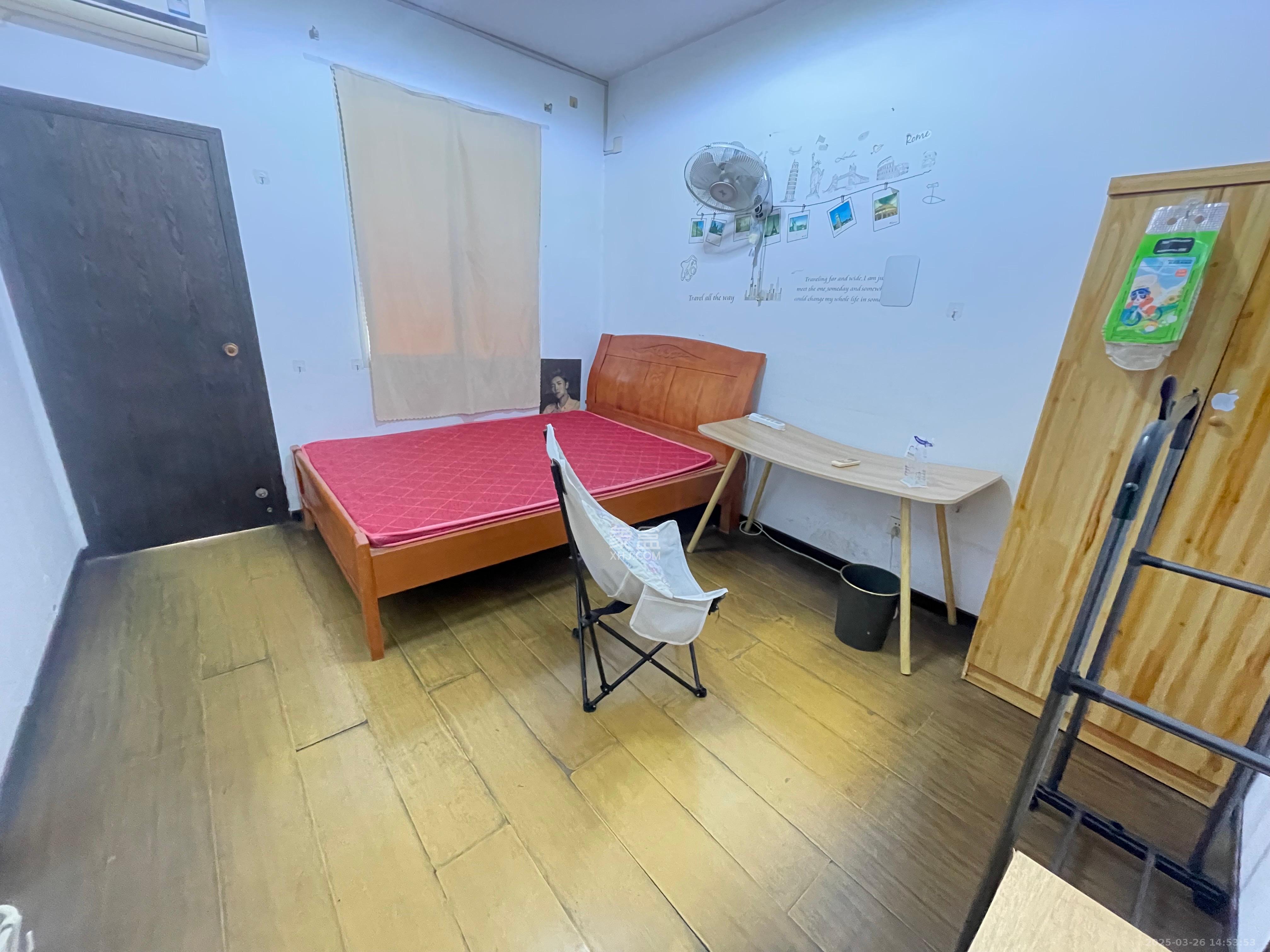 红旗区二片 3室1厅1卫 1700.0元/月 红旗区二片 3室1厅1卫 1700.0元/月室内图