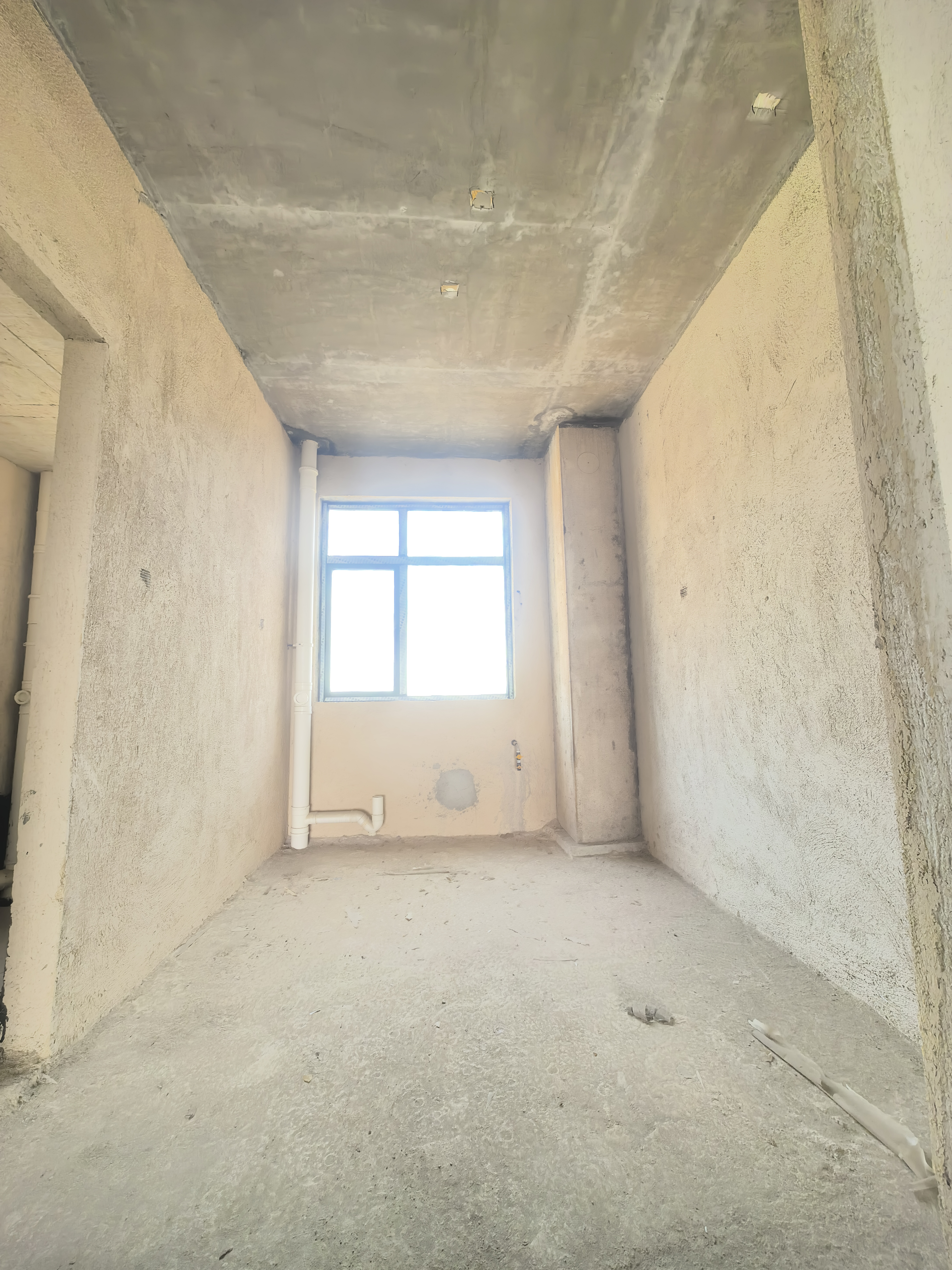 和泰家园 4室2厅2卫 75.8万 和泰家园 4室2厅2卫 75.8万客厅