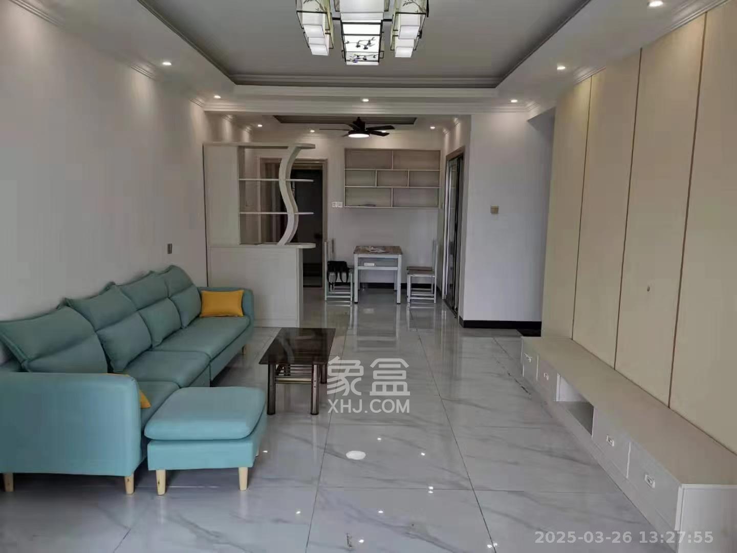 海德公园  4室2厅1卫   2200.00元/月室内图