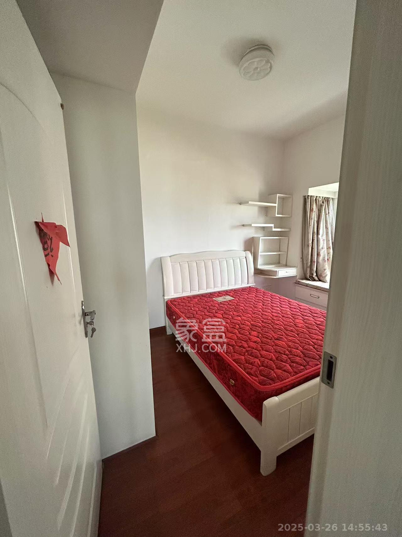 汀湘十里 3室2厅2卫 2200.0元/月 汀湘十里 3室2厅2卫 2200.0元/月室内图