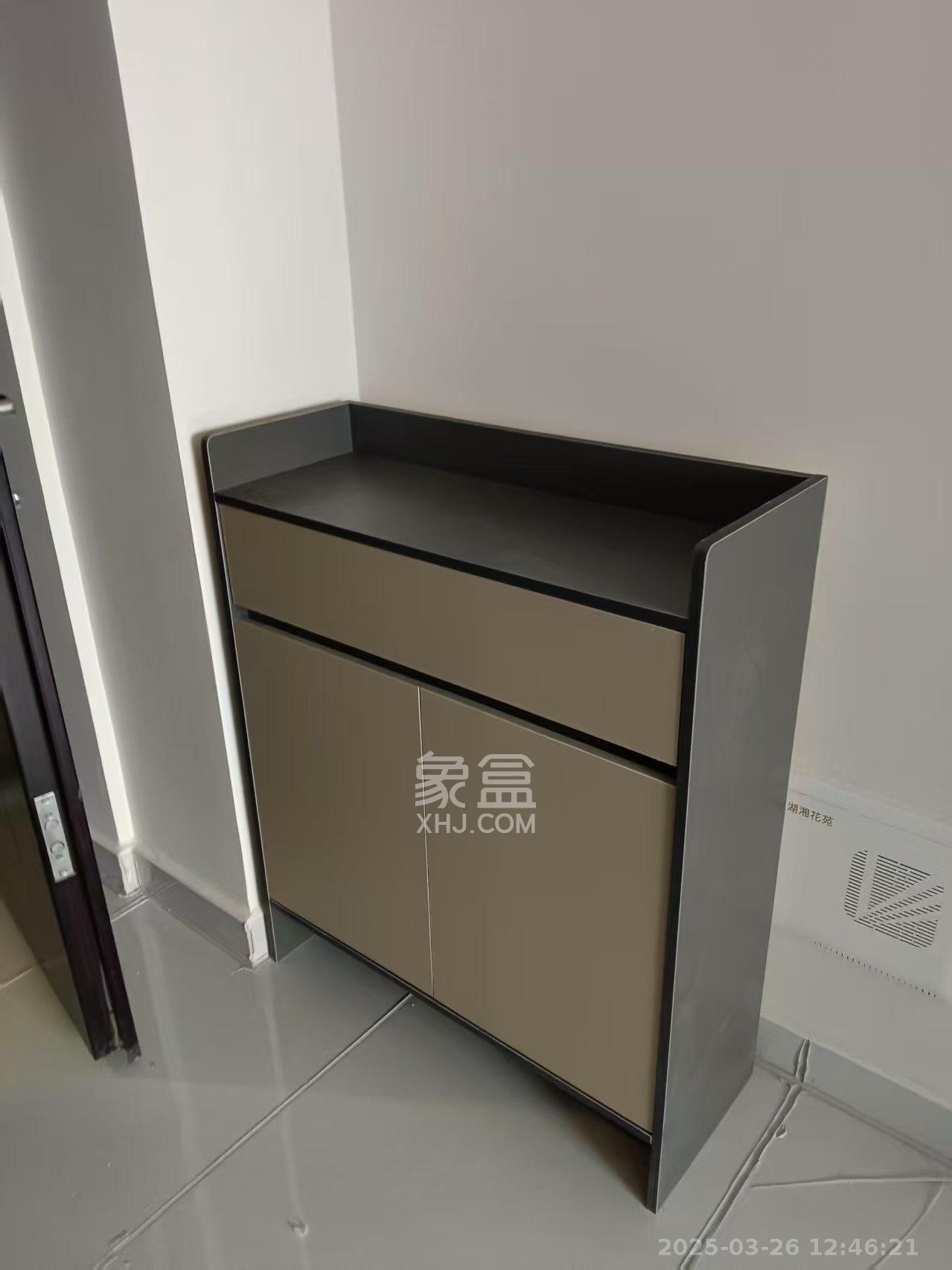 日盛湖湘花苑  1室1厅1卫   1300.00元/月室内图