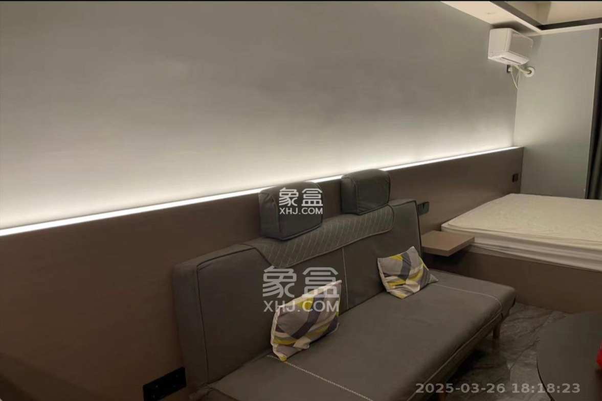 佳兆业云顶梅溪湖(佳兆业梅溪荟)  1室1厅1卫    1900.0元/月 佳兆业云顶梅溪湖(佳兆业梅溪荟)  1室1厅1卫    1900.0元/月室内图1