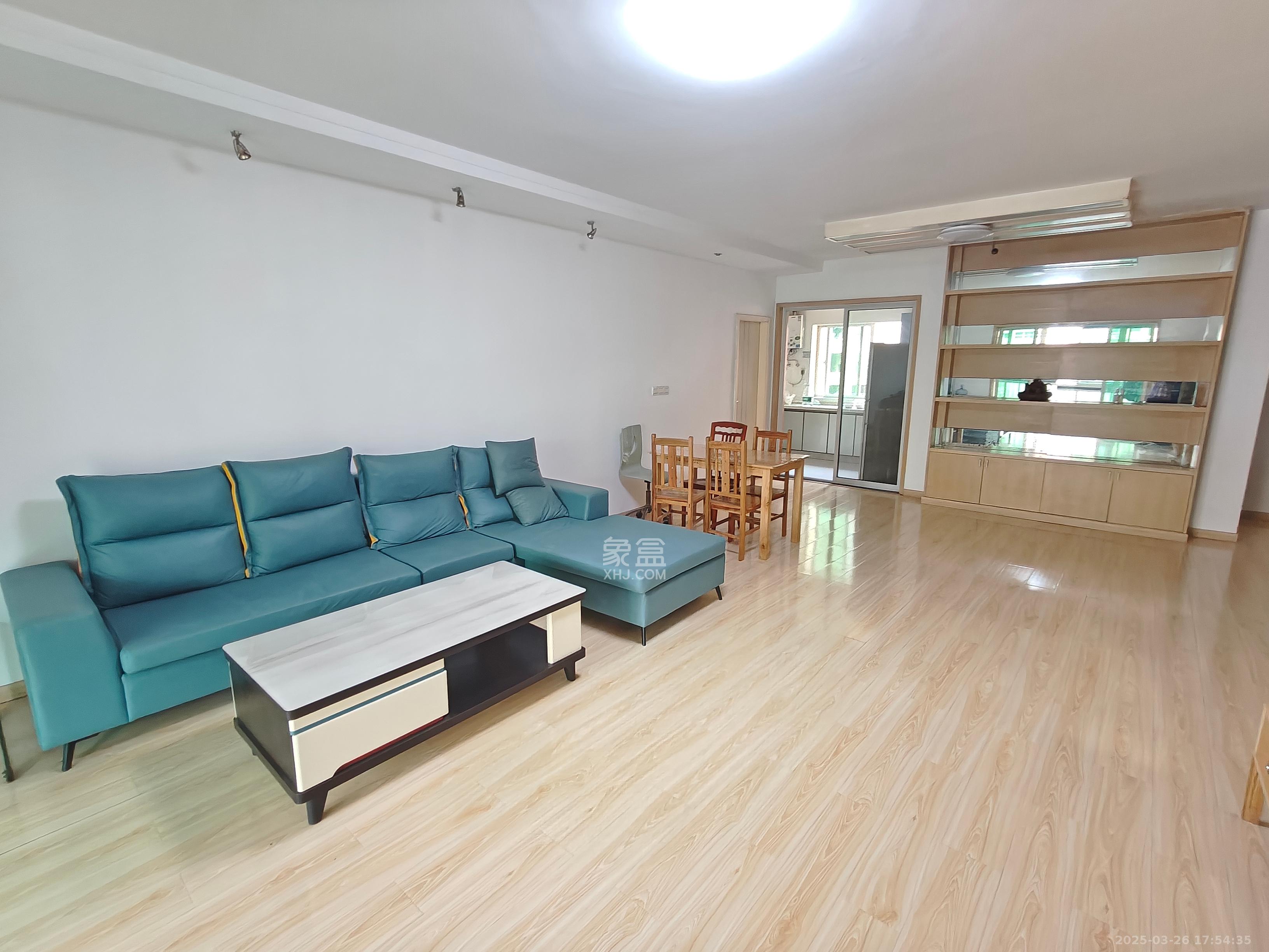 锦湘国际星城一期(锦美苑) 4室2厅2卫 3400.0元/月 锦湘国际星城一期(锦美苑) 4室2厅2卫 3400.0元/月室内图