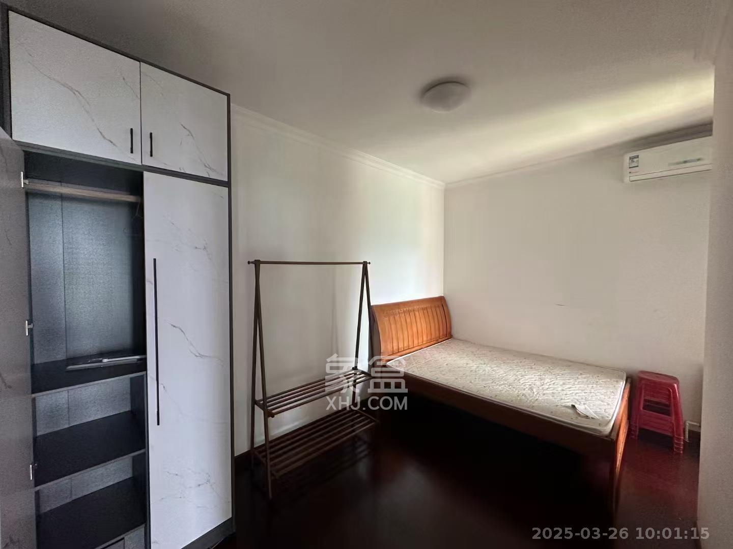 中海国际一期  3室2厅2卫   2600.00元/月室内图