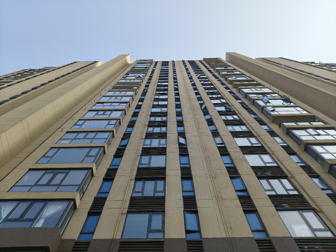 碧桂园公园上城 3室2厅2卫 173.0万 碧桂园公园上城 3室2厅2卫 173.0万室内图