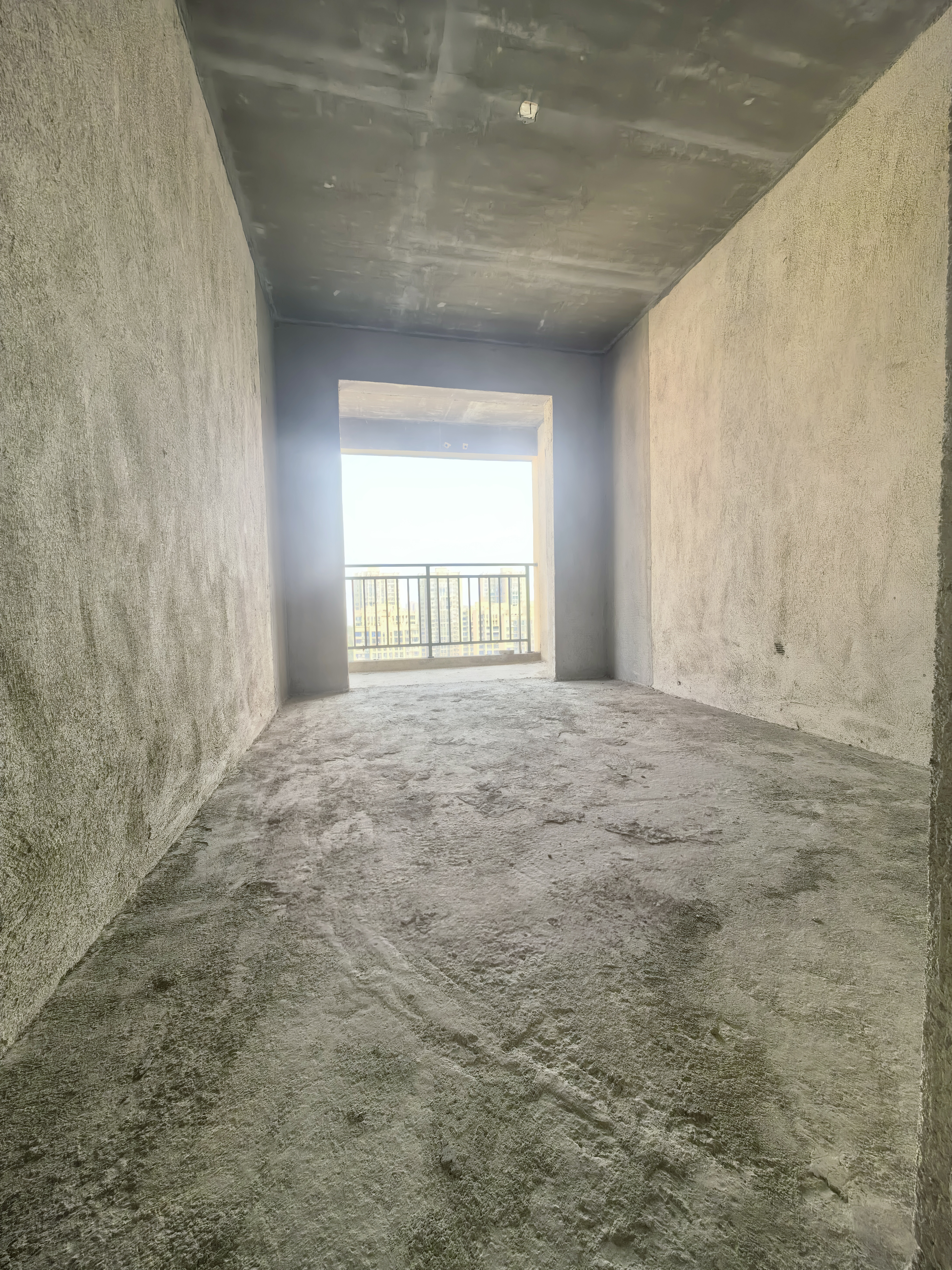 和泰家园 4室2厅2卫 75.8万 和泰家园 4室2厅2卫 75.8万客厅