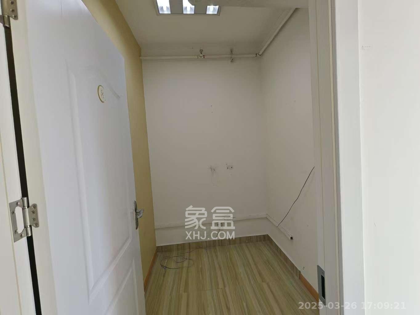 德思勤城市广场（宝格丽公寓）  1室0厅0卫   11000.00元/月室内图