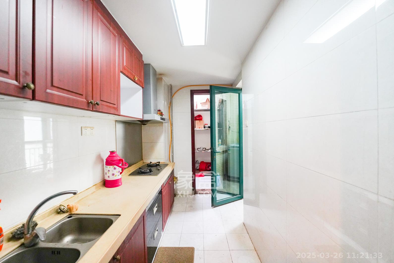 恒大城 4室2厅2卫 3000.0元/月 恒大城 4室2厅2卫 3000.0元/月室内图