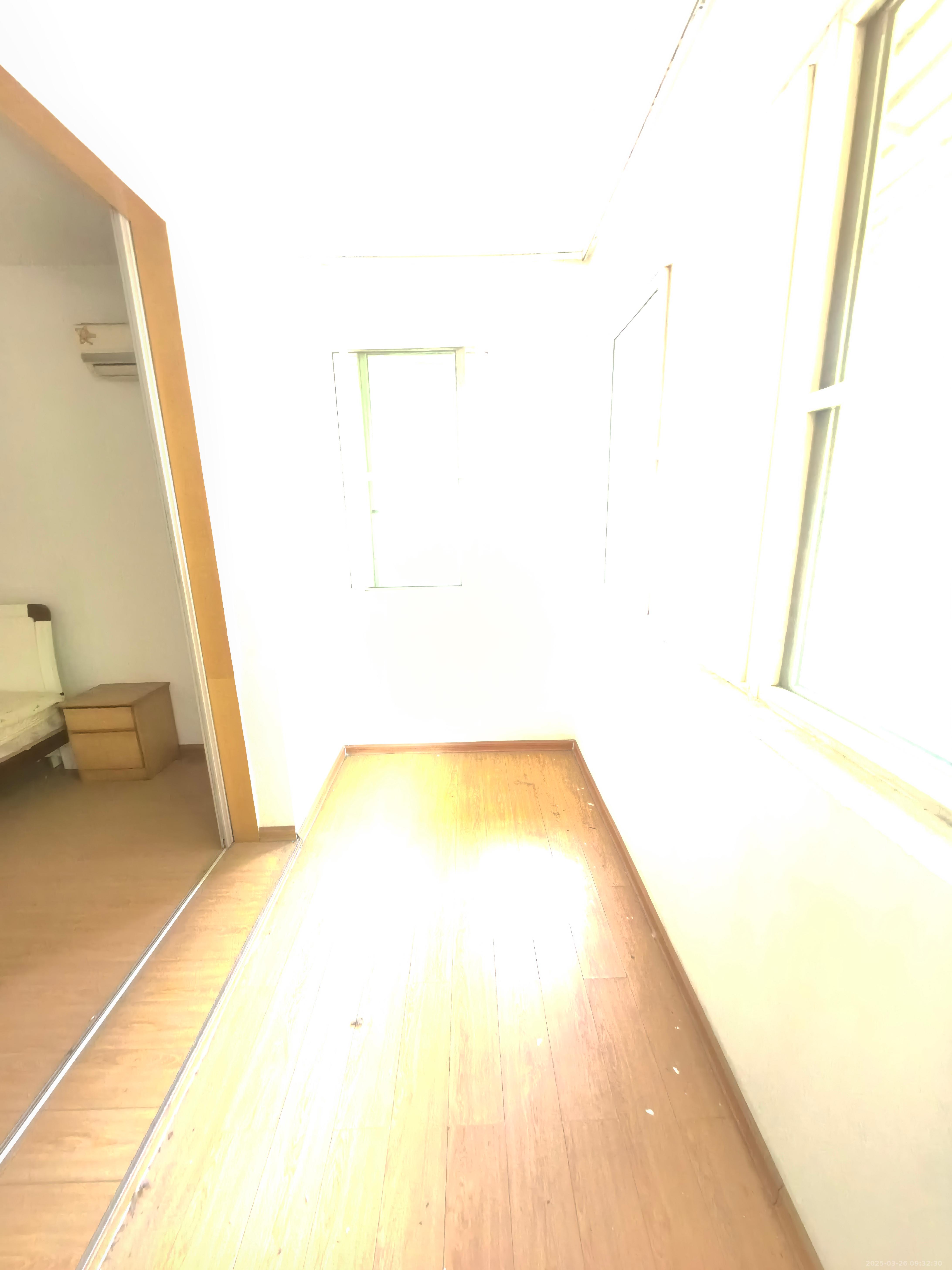 金蕾苑  3室2厅2卫   2000.00元/月室内图