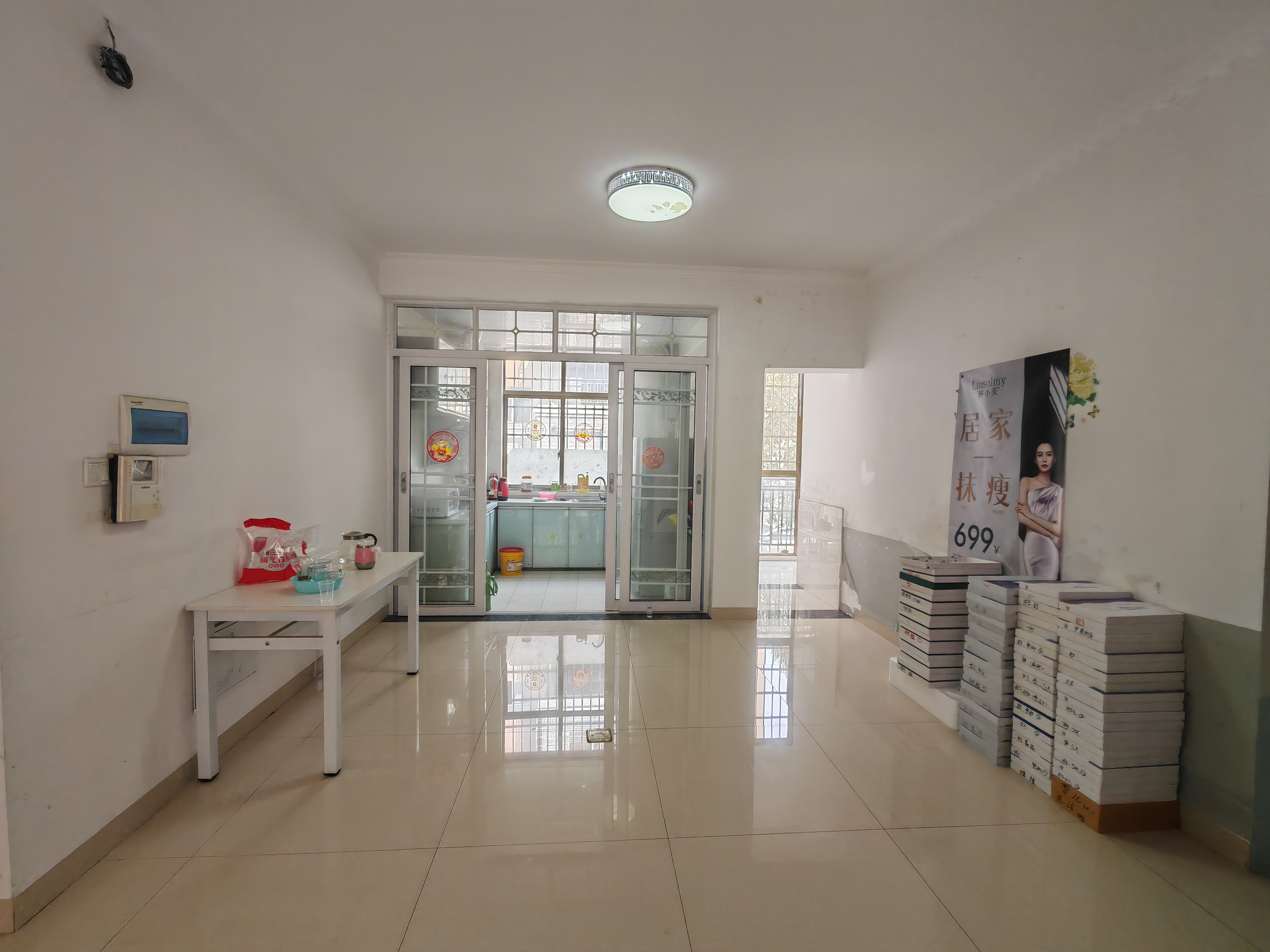 幸福里  3室2厅2卫    42.8万 幸福里  3室2厅2卫    42.8万室内图