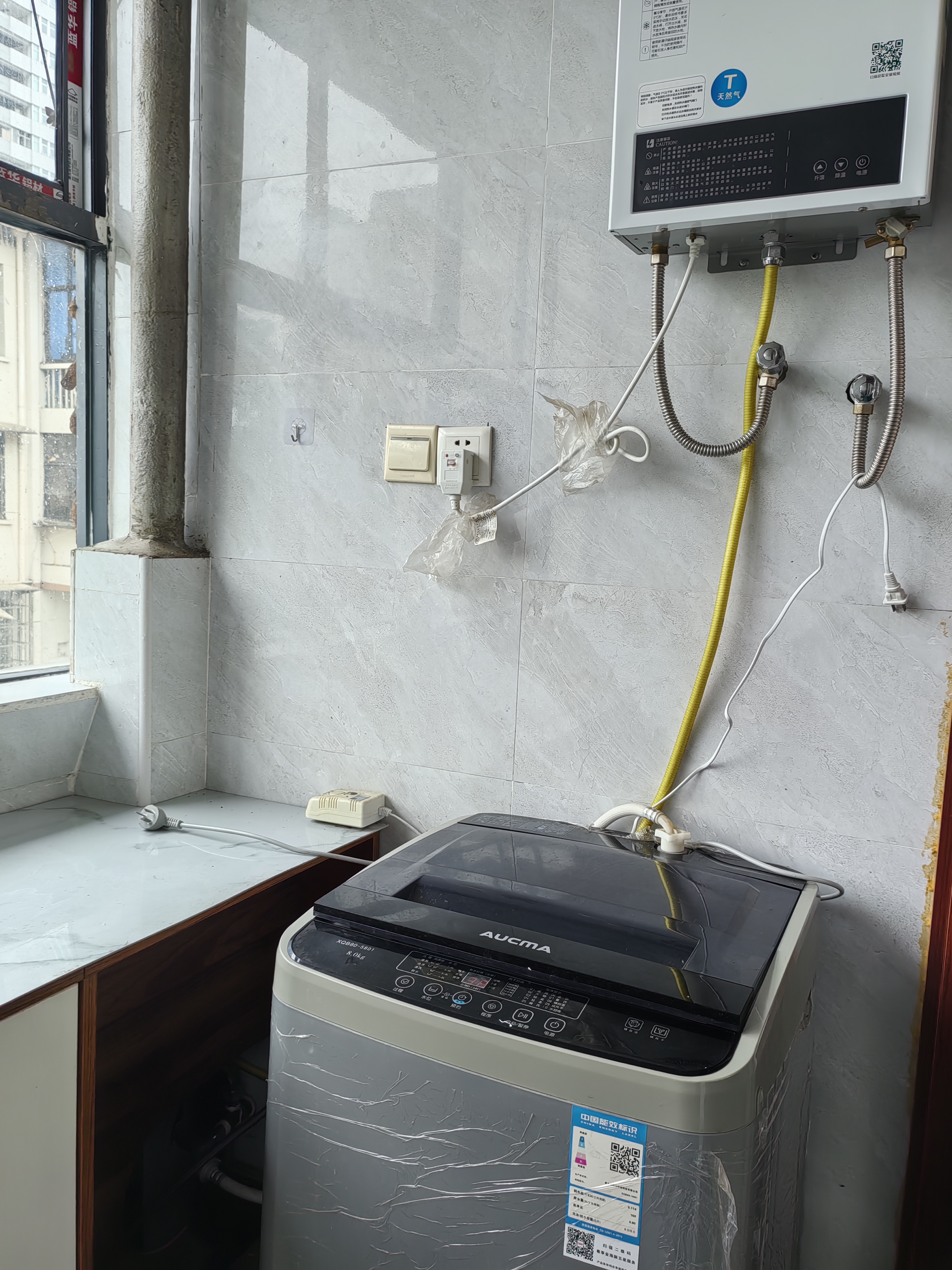 西湖一村 3室2厅1卫 1600.0元/月 西湖一村 3室2厅1卫 1600.0元/月室内图