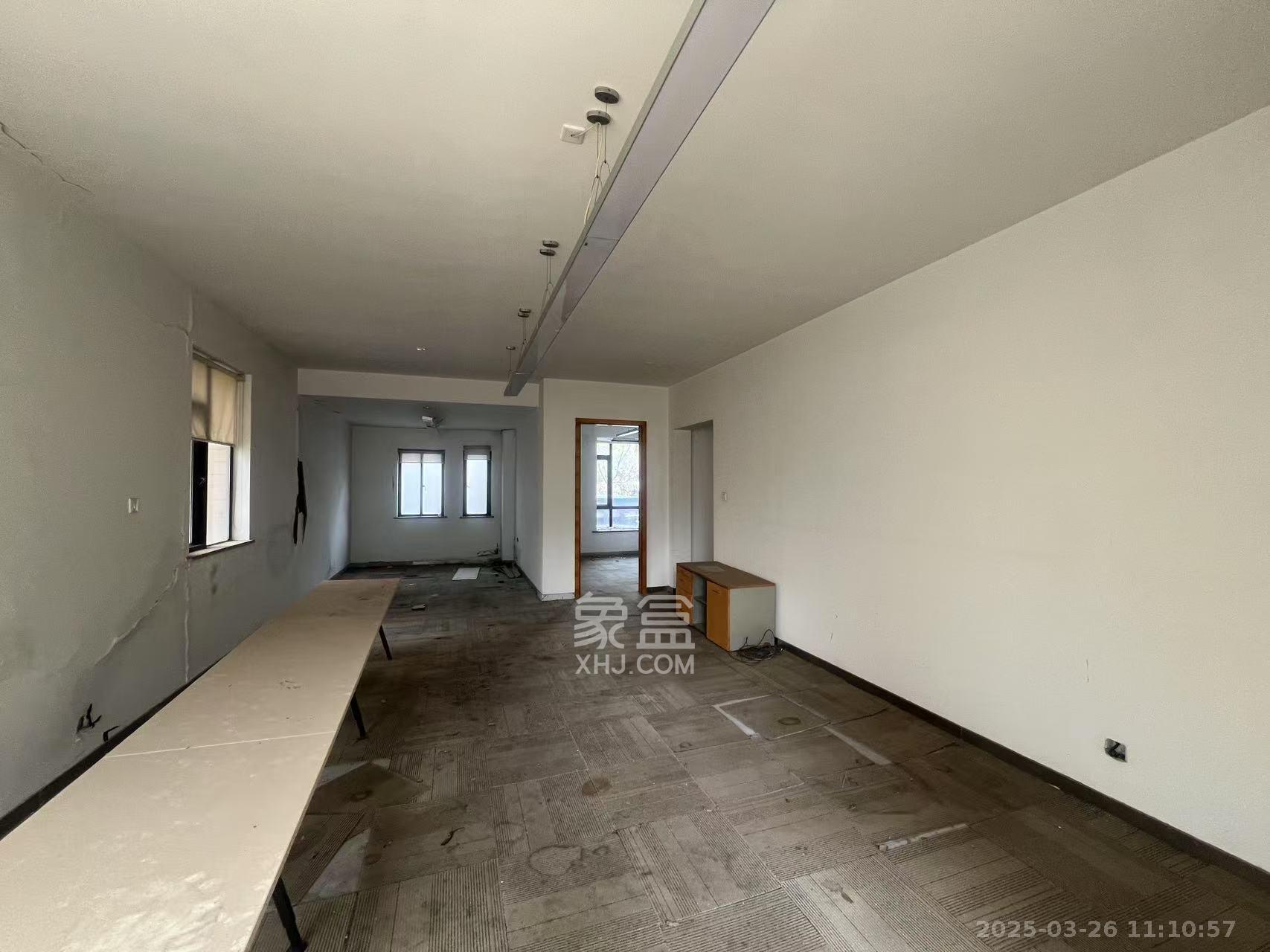 融科檀香山(融科紫檀、香山国际) 1室2厅1卫 8000.0元/月 融科檀香山(融科紫檀、香山国际) 1室2厅1卫 8000.0元/月室内图