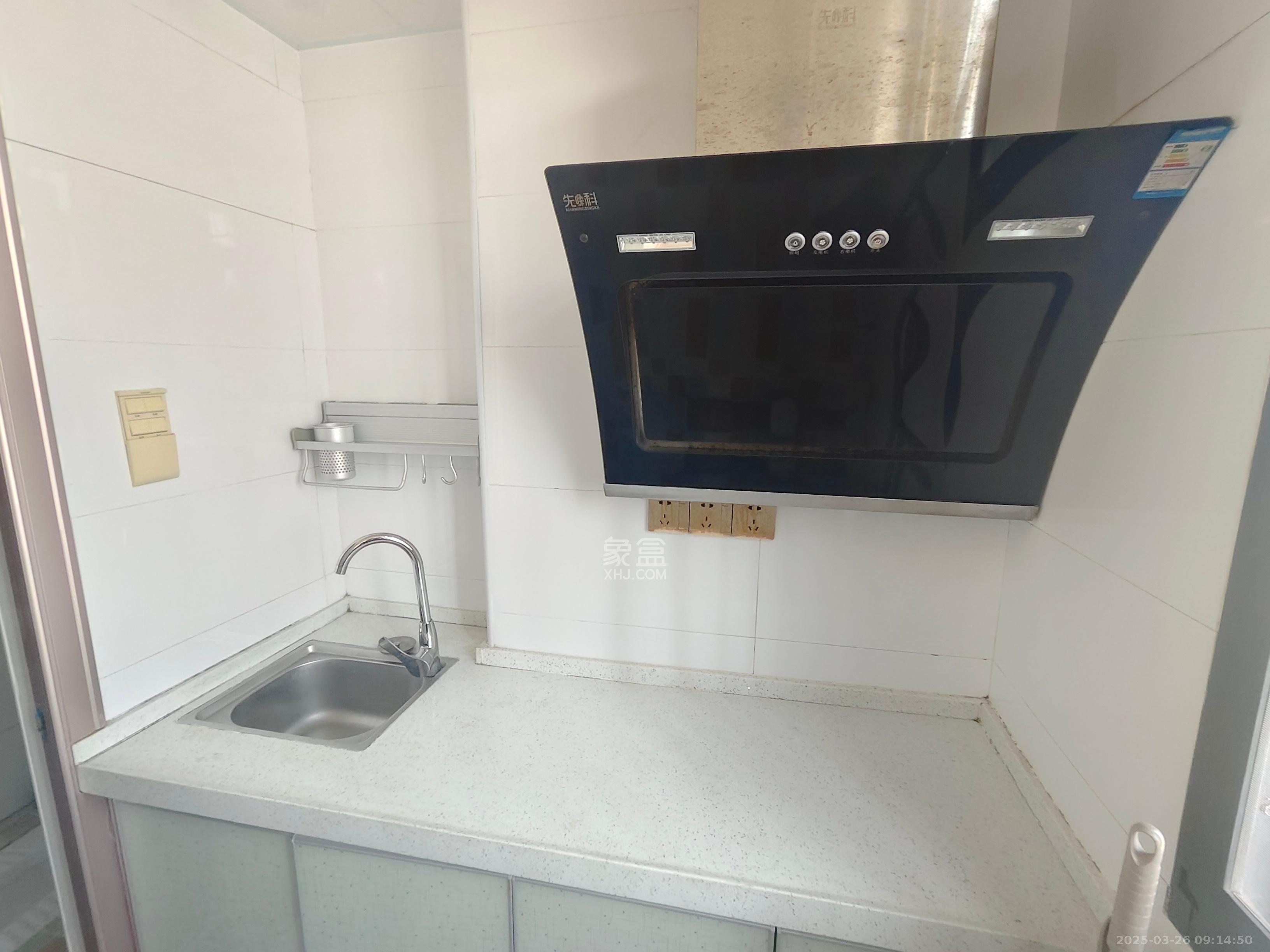 嘉顺苑 1室1厅1卫 1000.0元/月 嘉顺苑 1室1厅1卫 1000.0元/月室内图