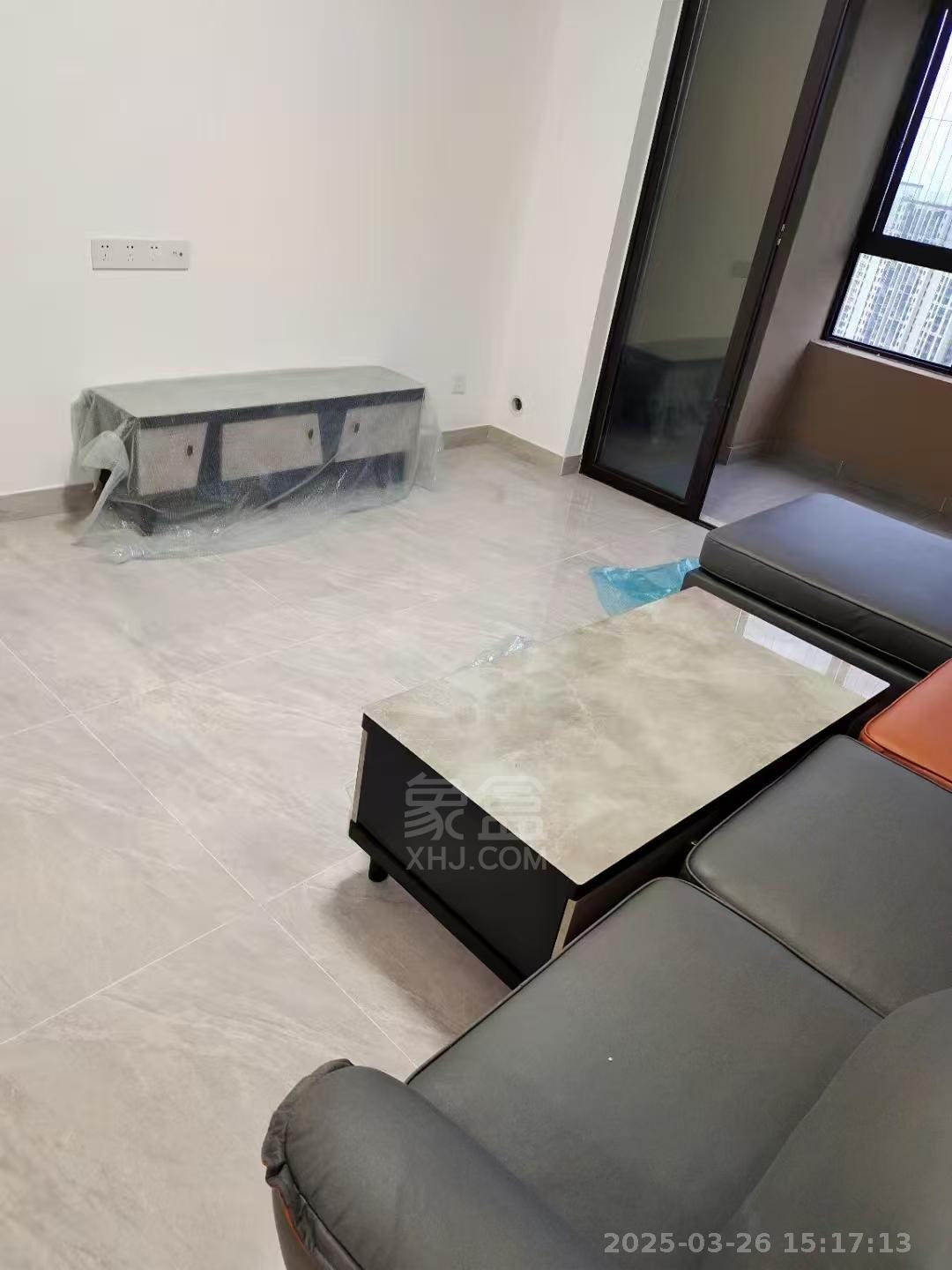 东部美的城 3室2厅2卫 1800.0元/月 东部美的城 3室2厅2卫 1800.0元/月室内图