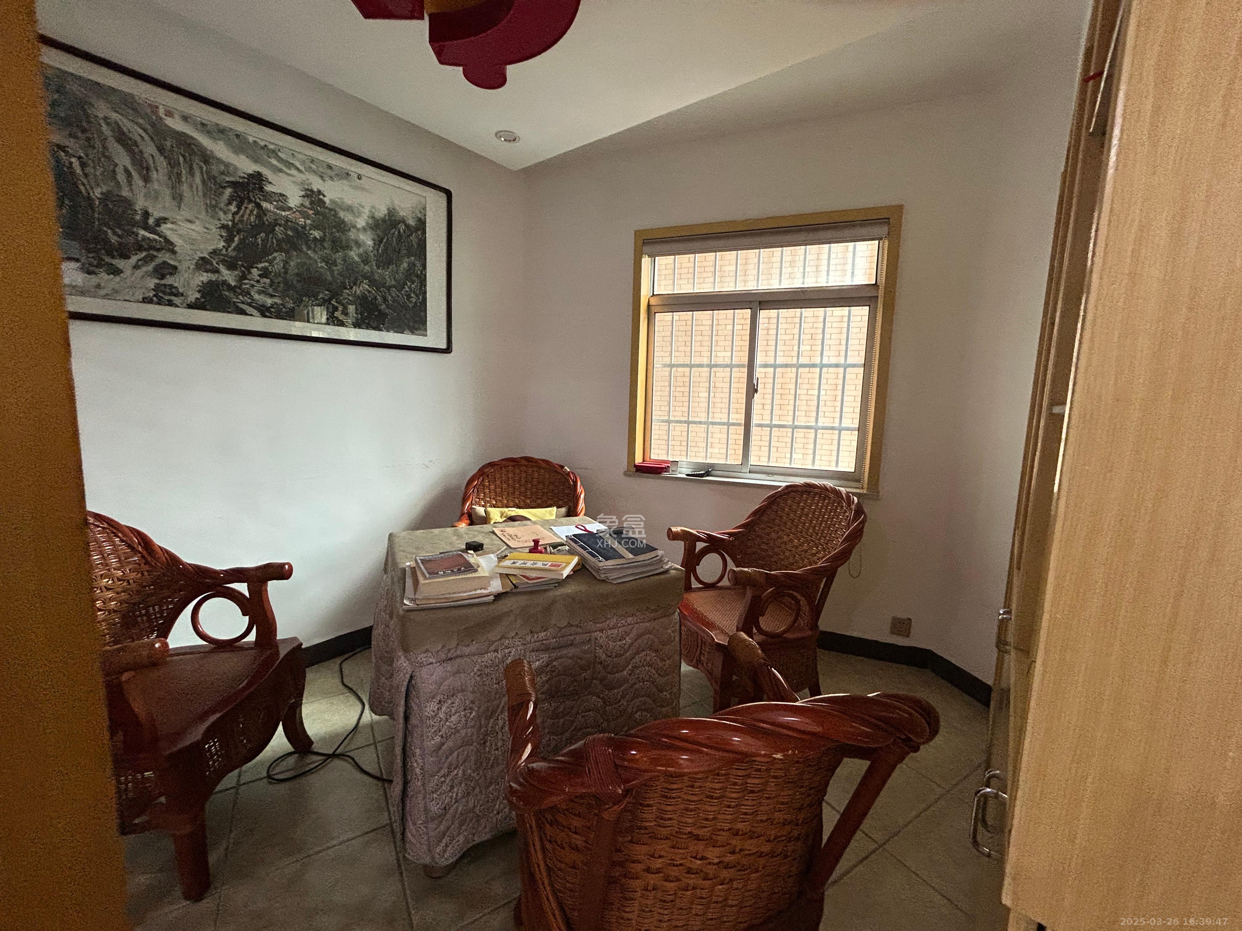 桃花古潭小区(天际绿洲) 4室2厅2卫 5000.0元/月 桃花古潭小区(天际绿洲) 4室2厅2卫 5000.0元/月室内图