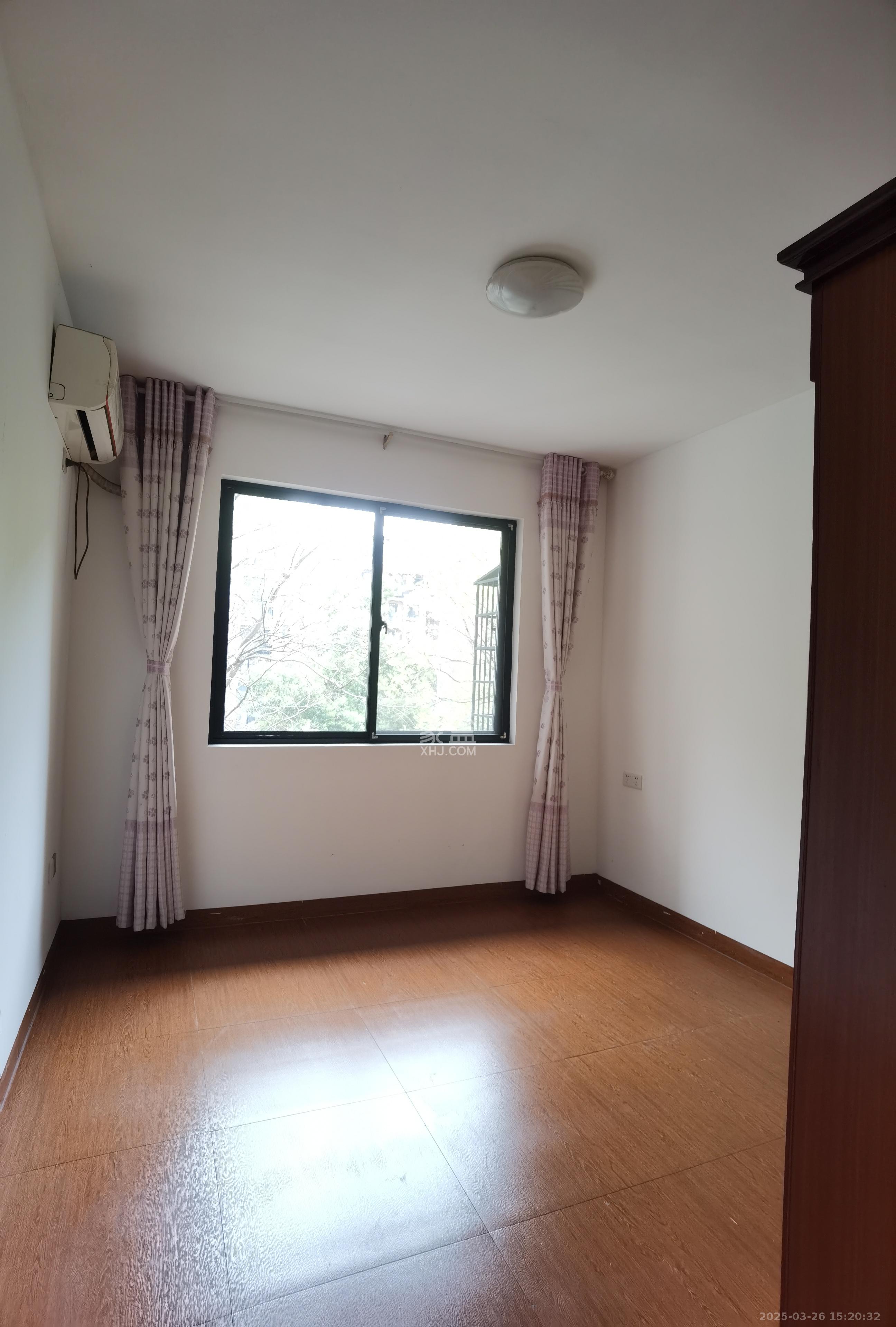 丽景华庭 3室2厅1卫 1600.0元/月 丽景华庭 3室2厅1卫 1600.0元/月室内图