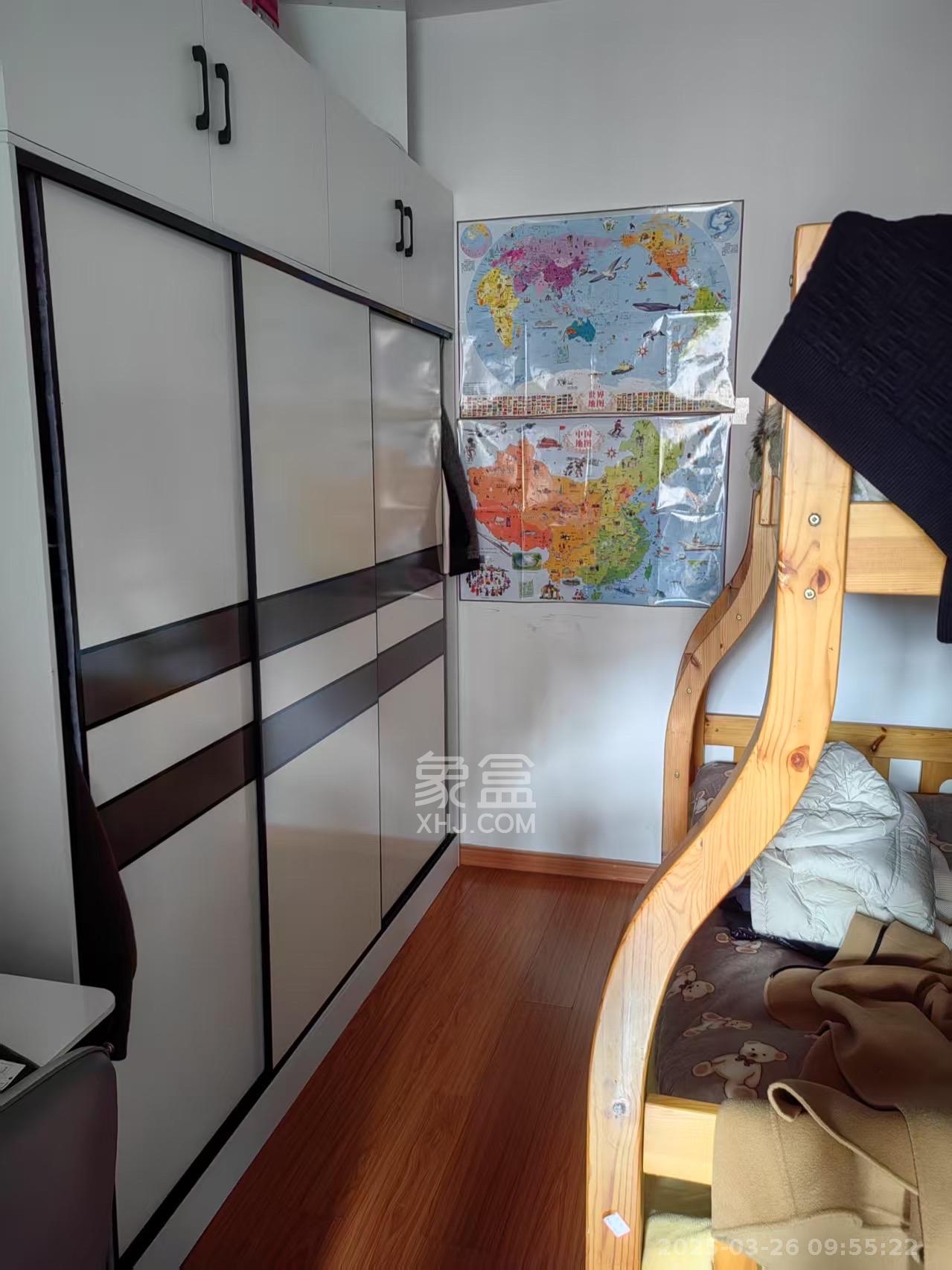 三一街区 2室2厅1卫 1800.0元/月 三一街区 2室2厅1卫 1800.0元/月室内图