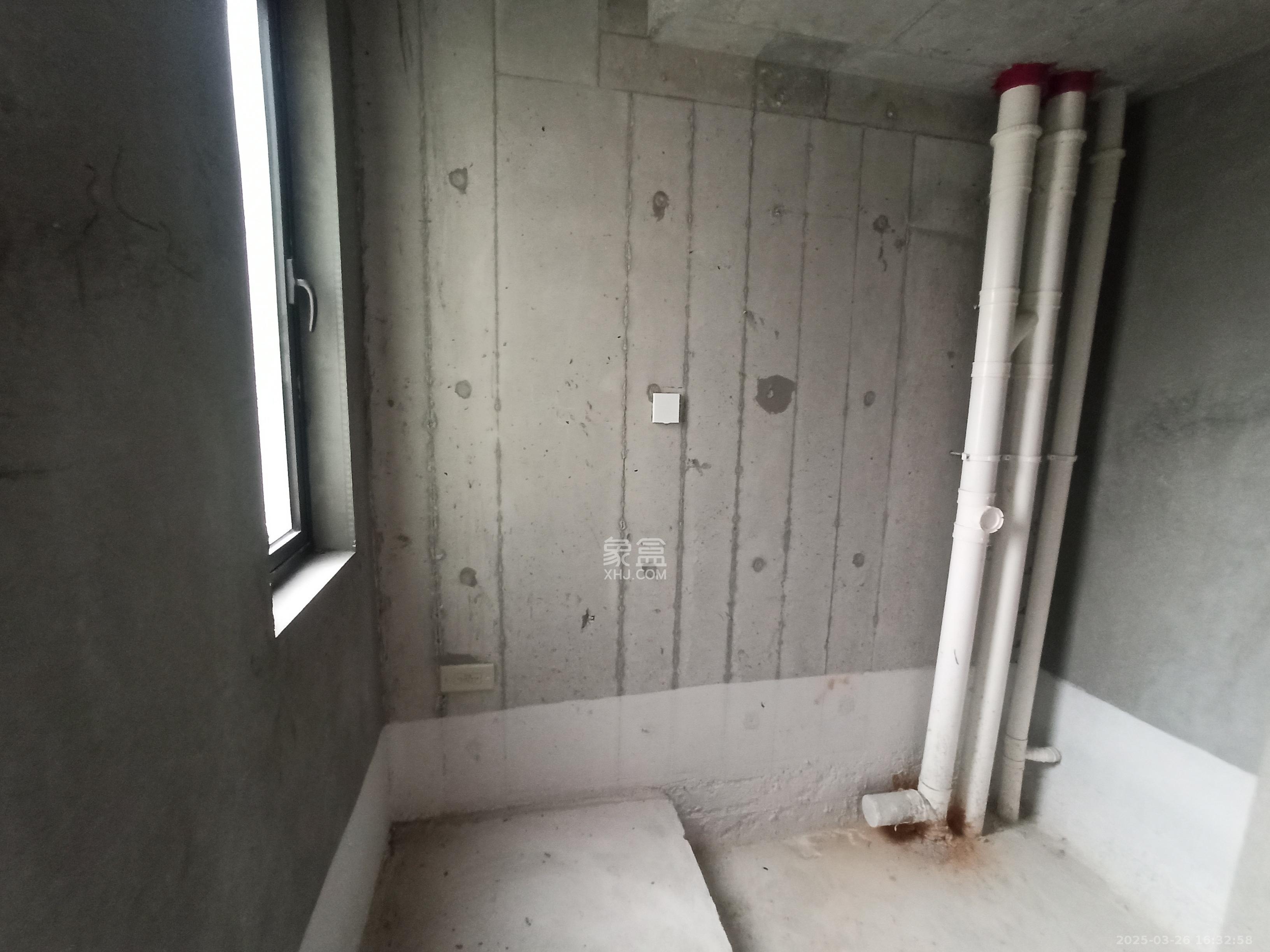 旭辉国悦府  3室2厅2卫    1800.0元/月室内图