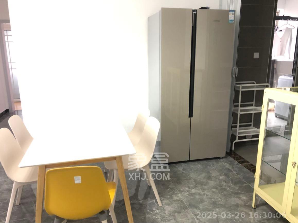 万象府台  3室2厅2卫   4500.00元/月户型图
