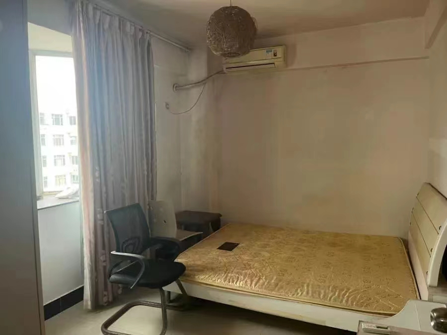 凤凰公寓 2室2厅1卫 110.0万 凤凰公寓 2室2厅1卫 110.0万室内图