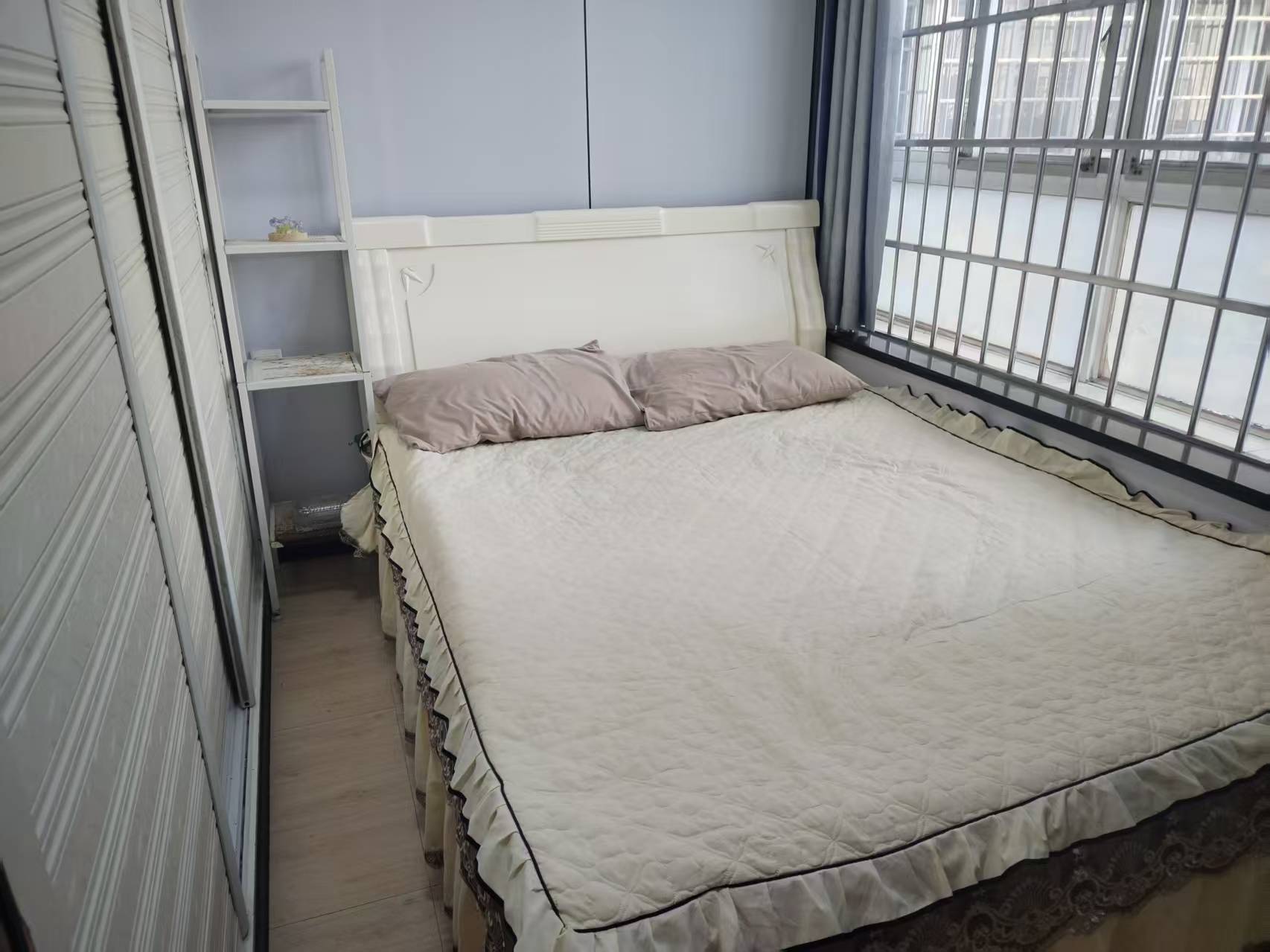 蓝钻公寓 1室1厅1卫 1000.0元/月 蓝钻公寓 1室1厅1卫 1000.0元/月室内图