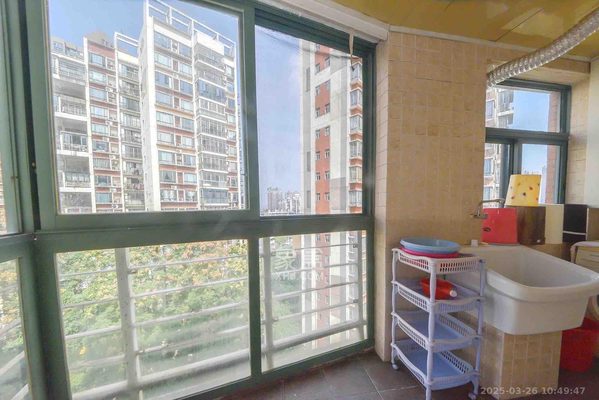 亚华香舍花都 2室2厅1卫 3500.0元/月 亚华香舍花都 2室2厅1卫 3500.0元/月室内图