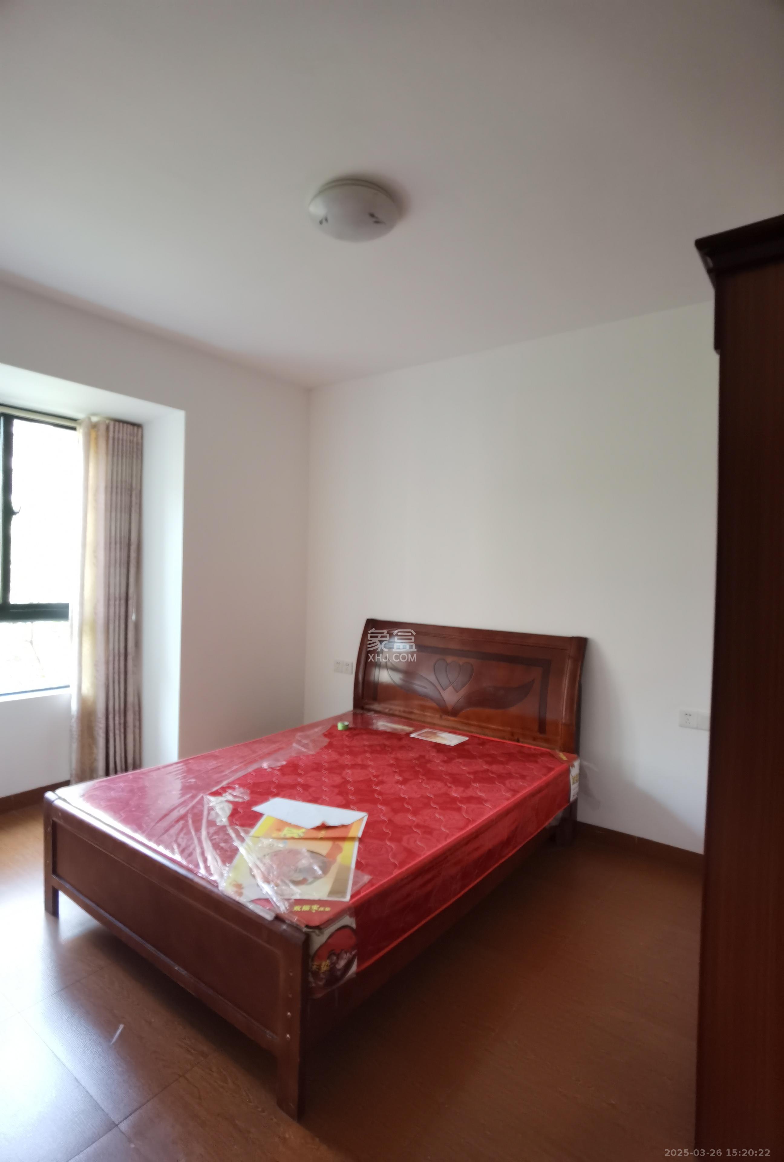 丽景华庭 3室2厅1卫 1600.0元/月 丽景华庭 3室2厅1卫 1600.0元/月室内图