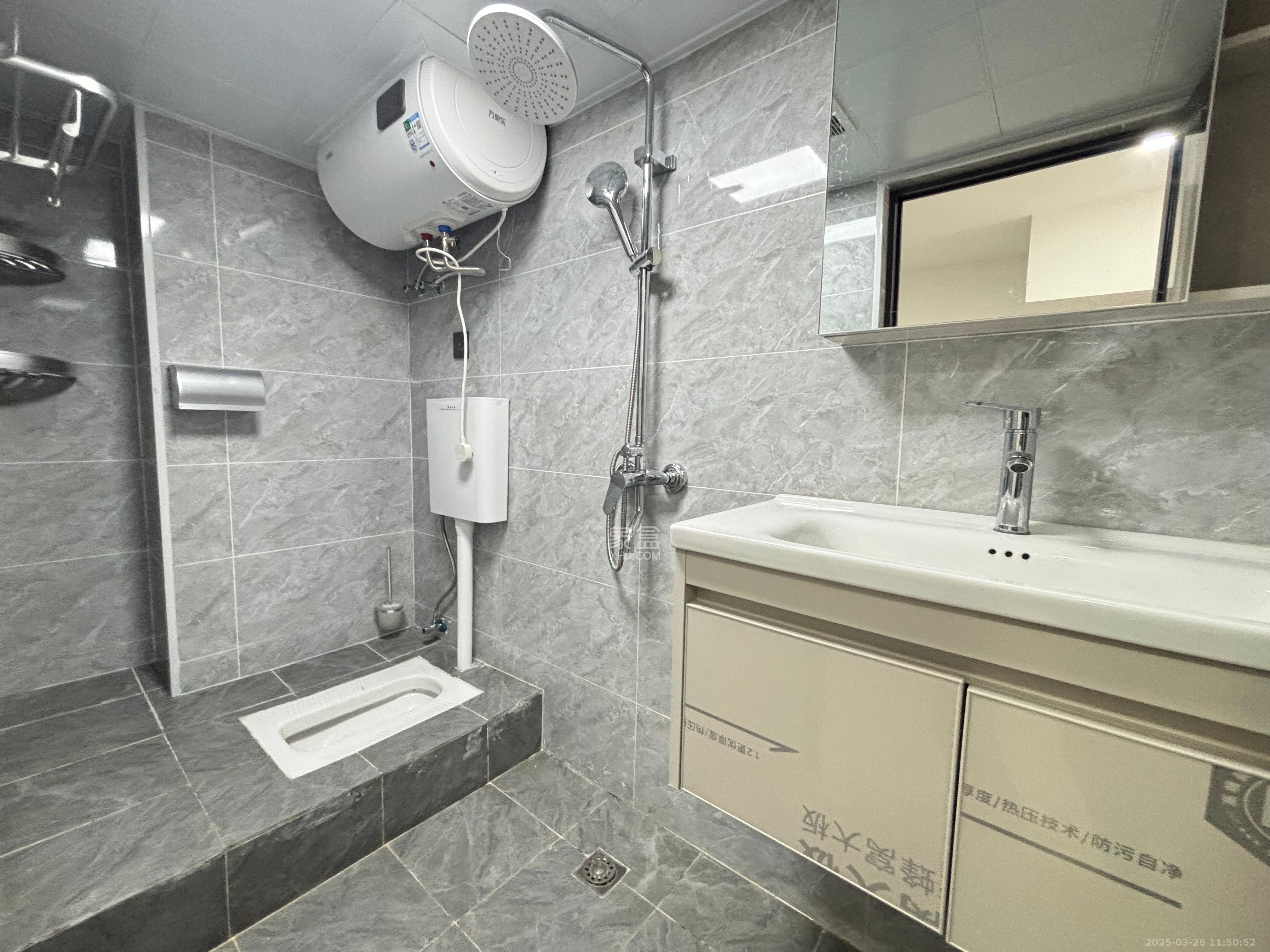 佳兆业云顶都汇 1室1厅1卫 1600.0元/月 佳兆业云顶都汇 1室1厅1卫 1600.0元/月室内图