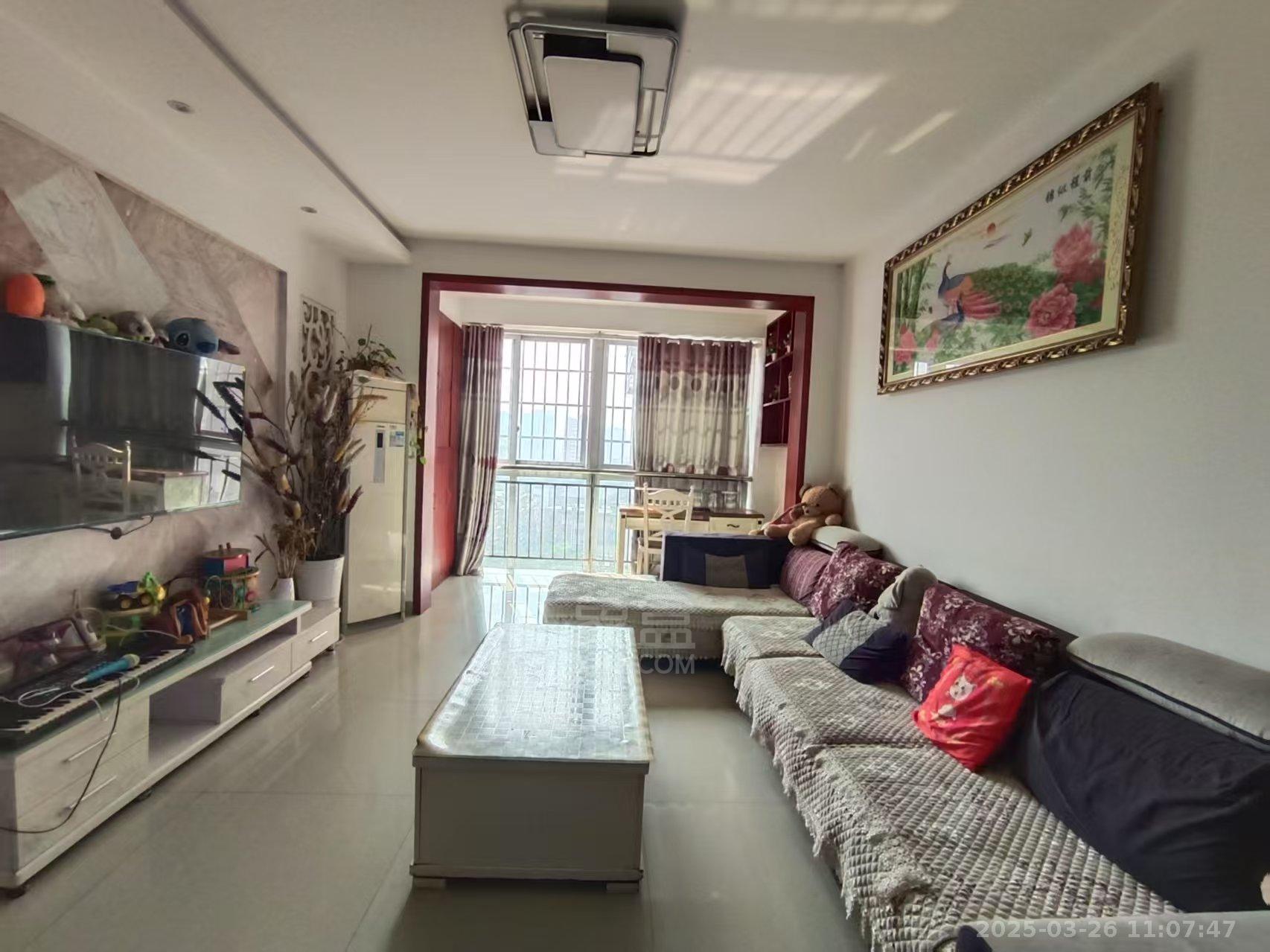 樱花地带 2室2厅1卫 1300.0元/月 樱花地带 2室2厅1卫 1300.0元/月室内图