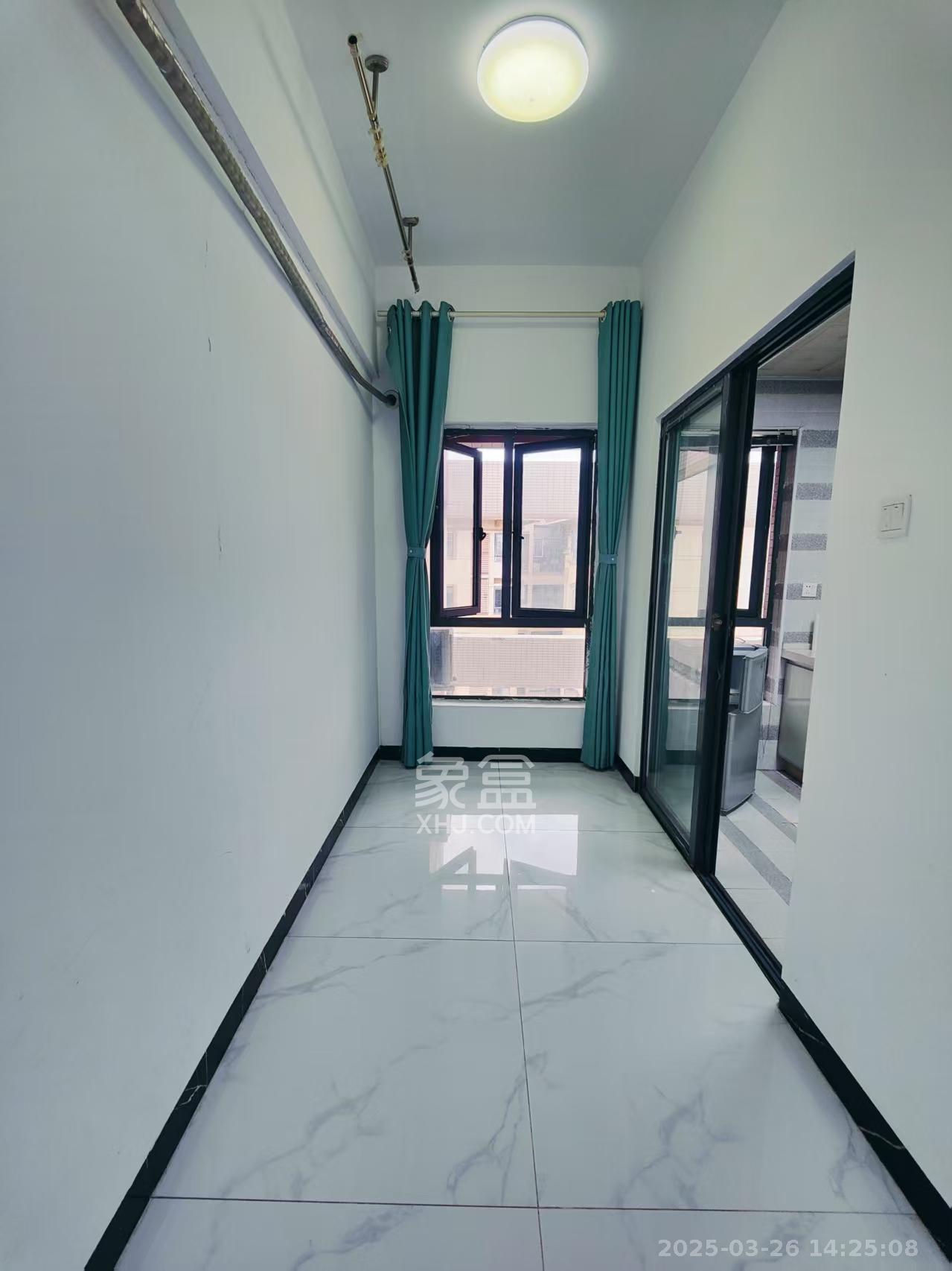 中建芙蓉嘉苑  1室1厅1卫    1400.0元/月室内图