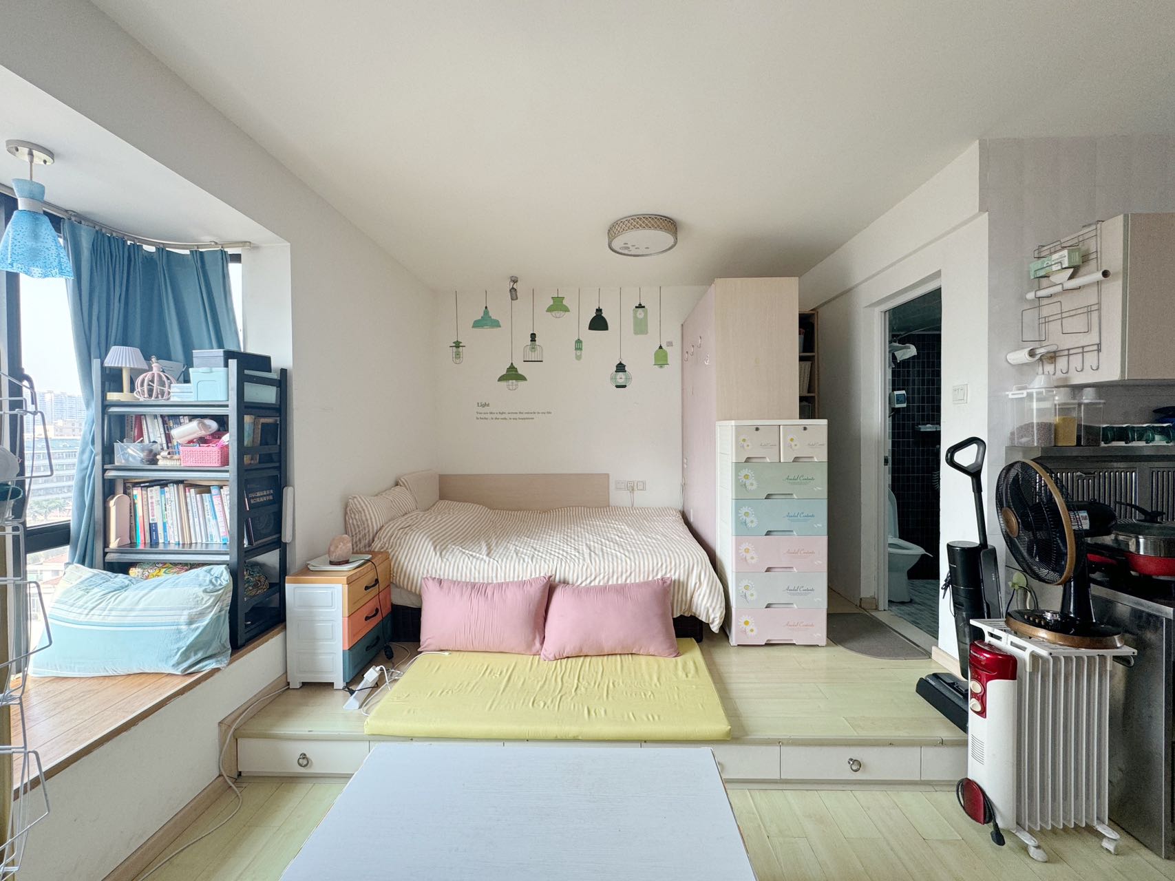 紫泉花坊  1室1厅1卫    55.0万 紫泉花坊  1室1厅1卫    55.0万室内图