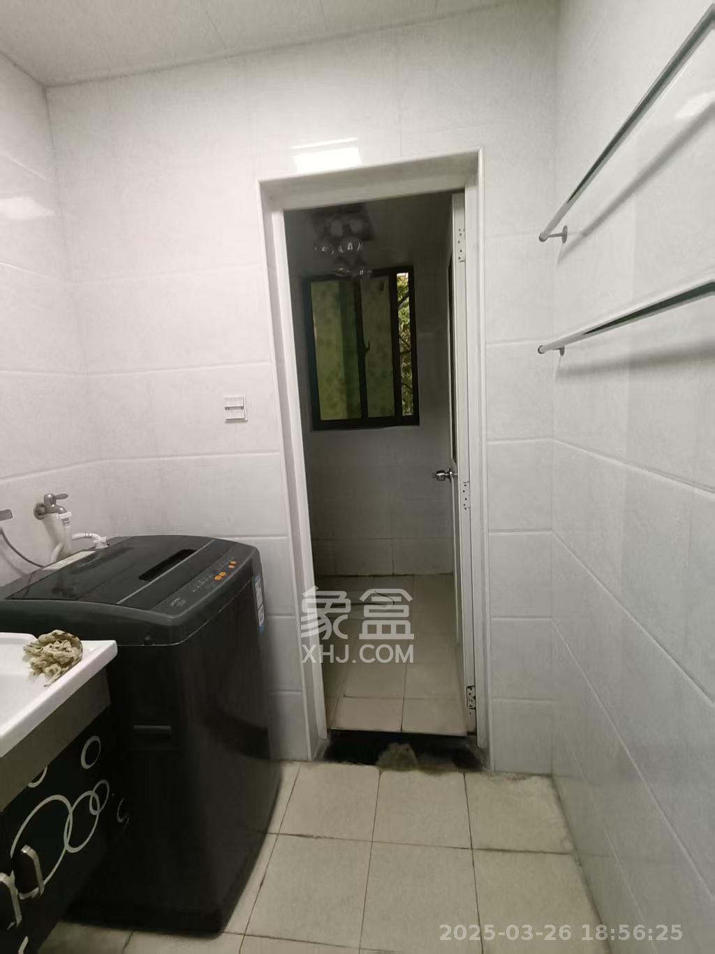 天和家园 3室2厅2卫 2600.0元/月 天和家园 3室2厅2卫 2600.0元/月室内图