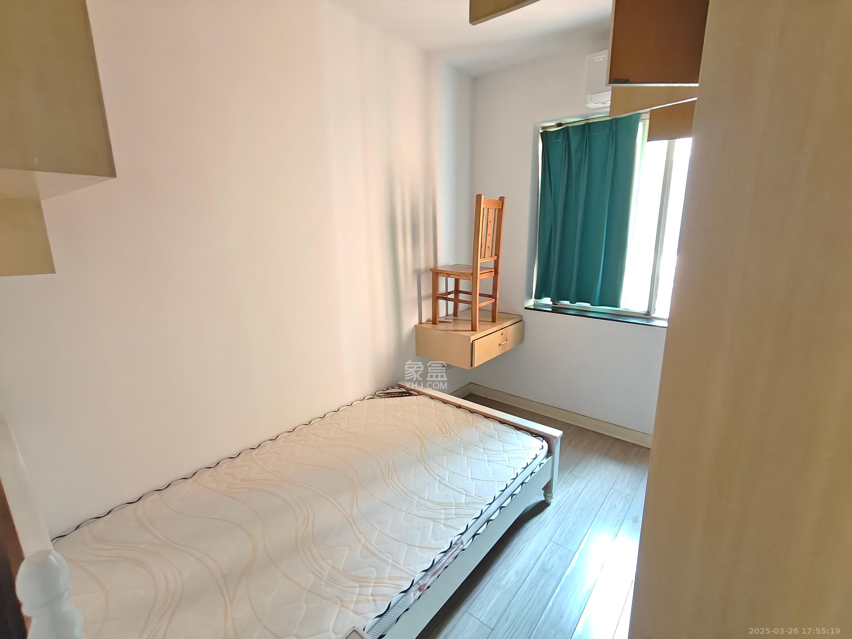 锦湘国际星城一期（锦美苑）  4室2厅2卫    3400.0元/月室内图